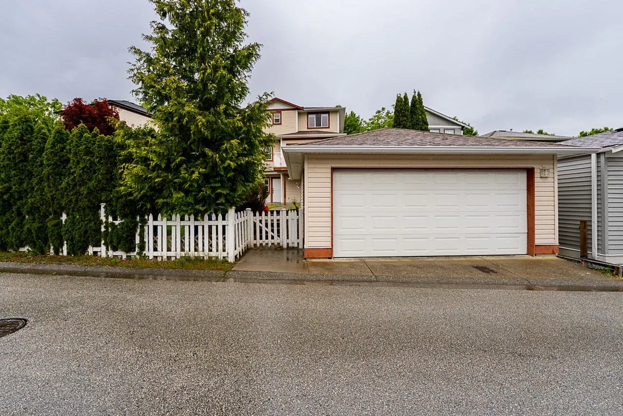 4389 Atwood Crescent