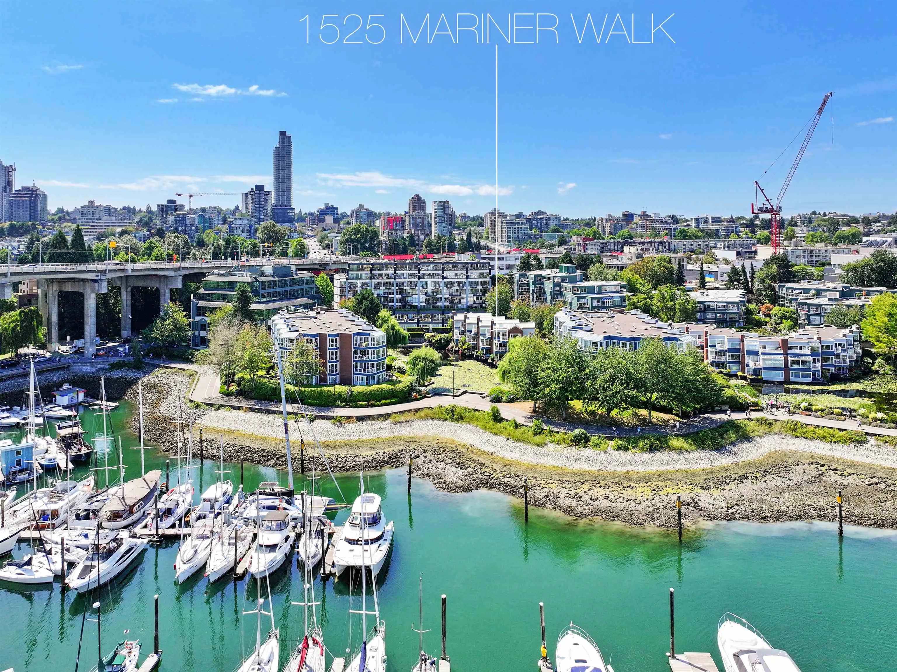 1525 Mariner Walk