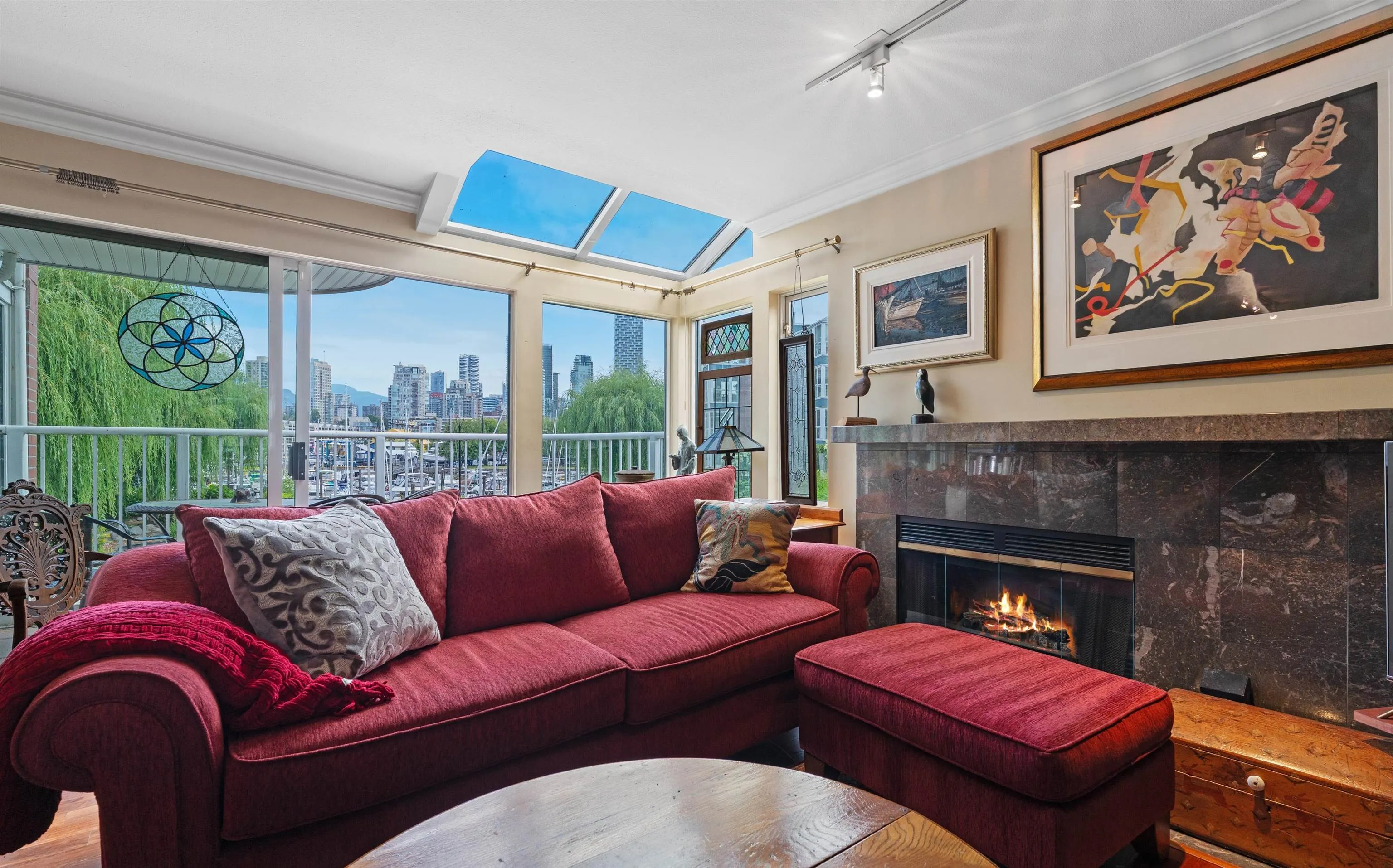 1525 Mariner Walk