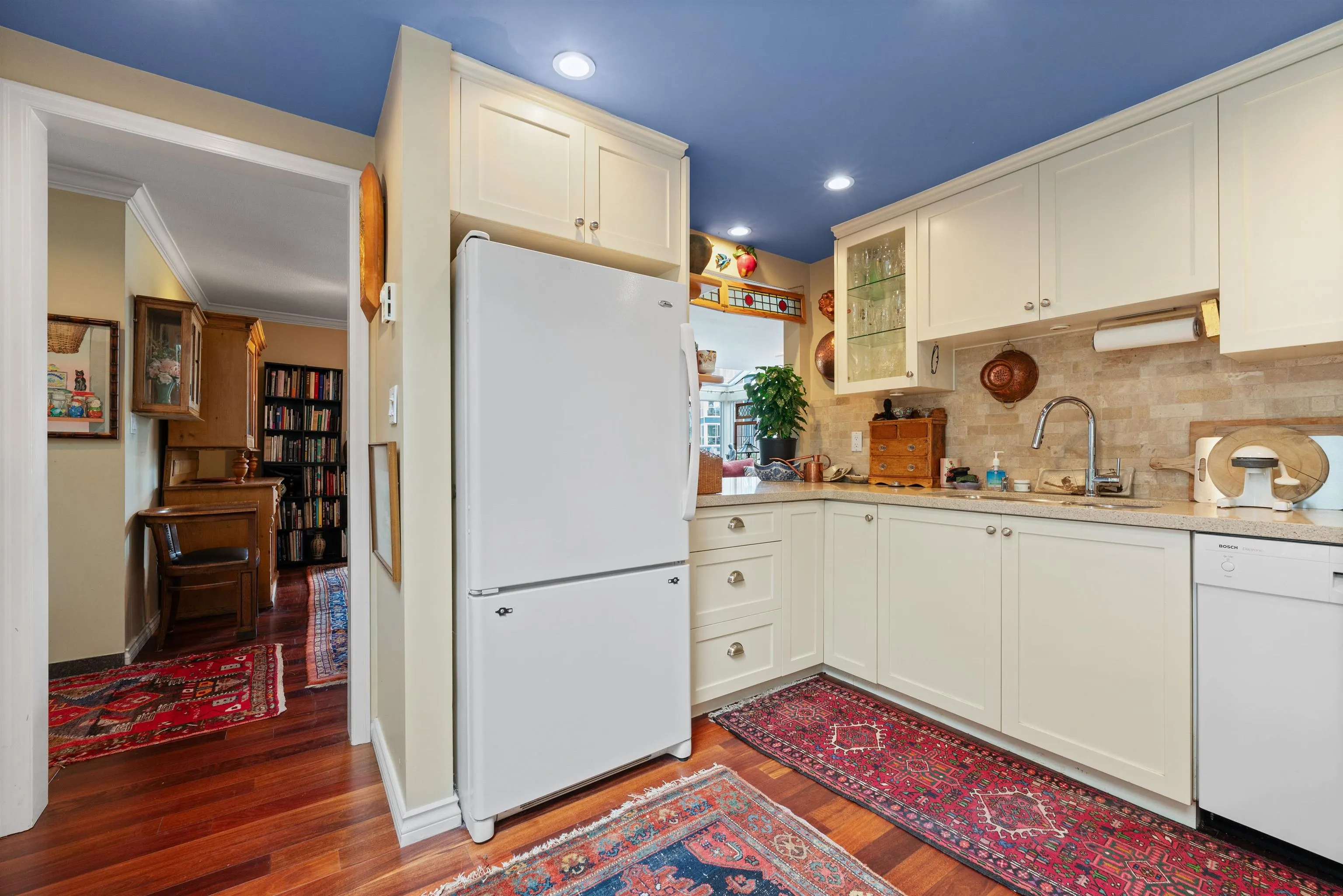 1525 Mariner Walk