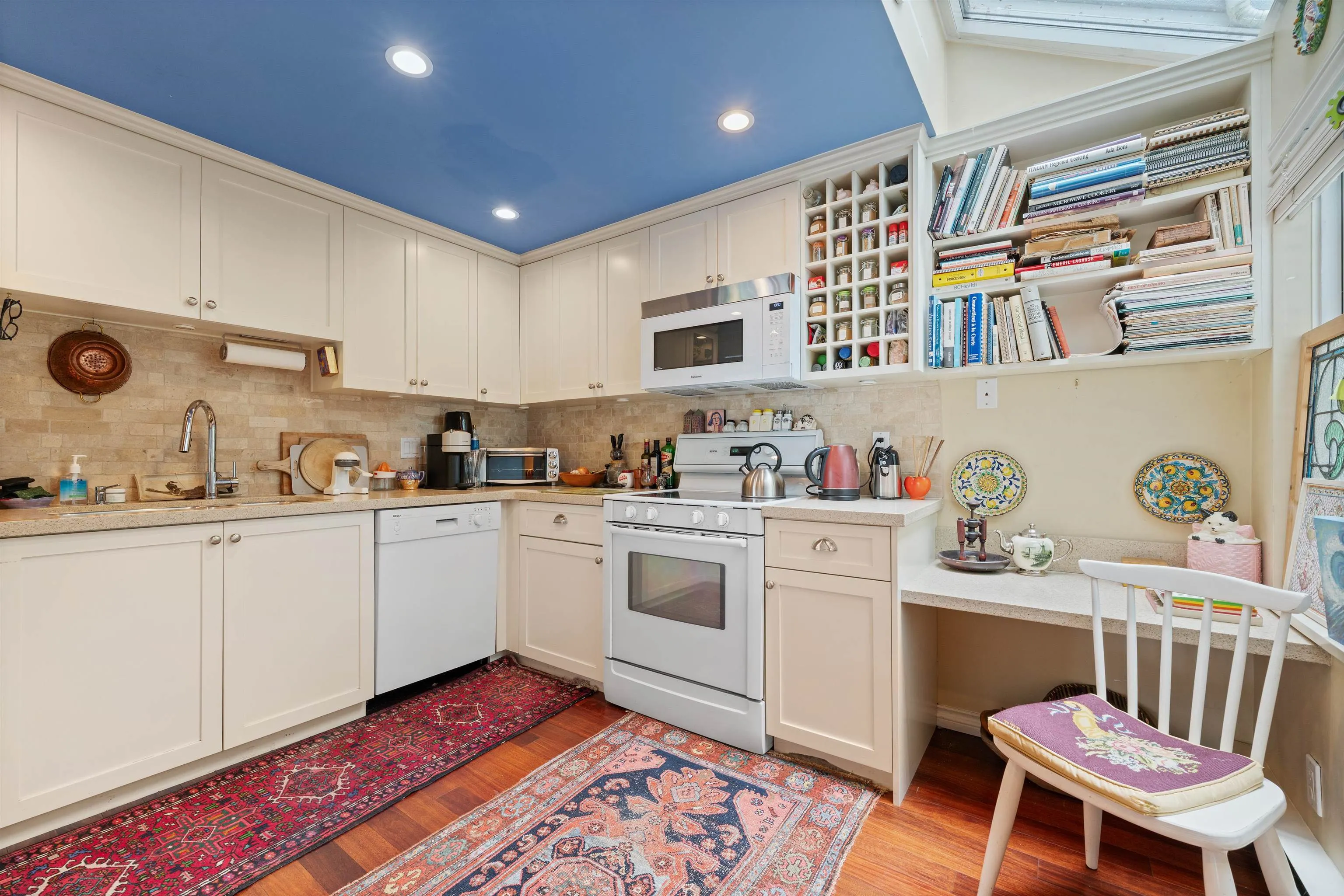 1525 Mariner Walk