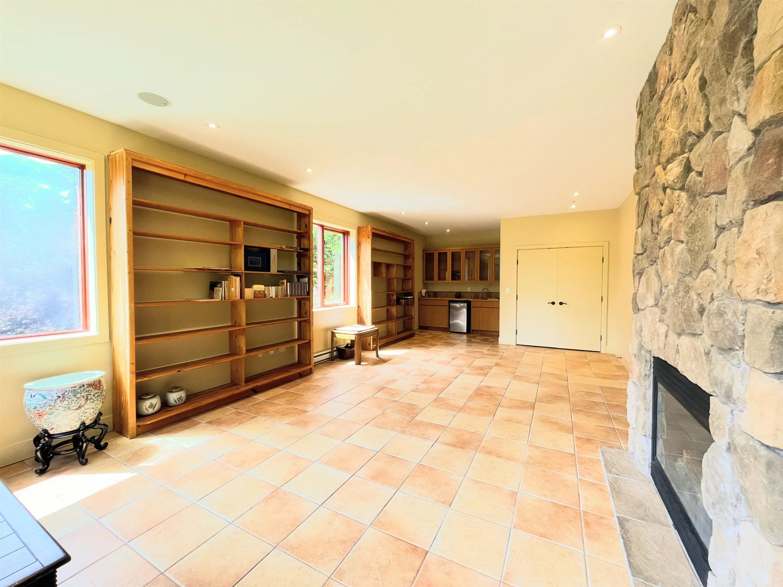 2923 Fern Drive