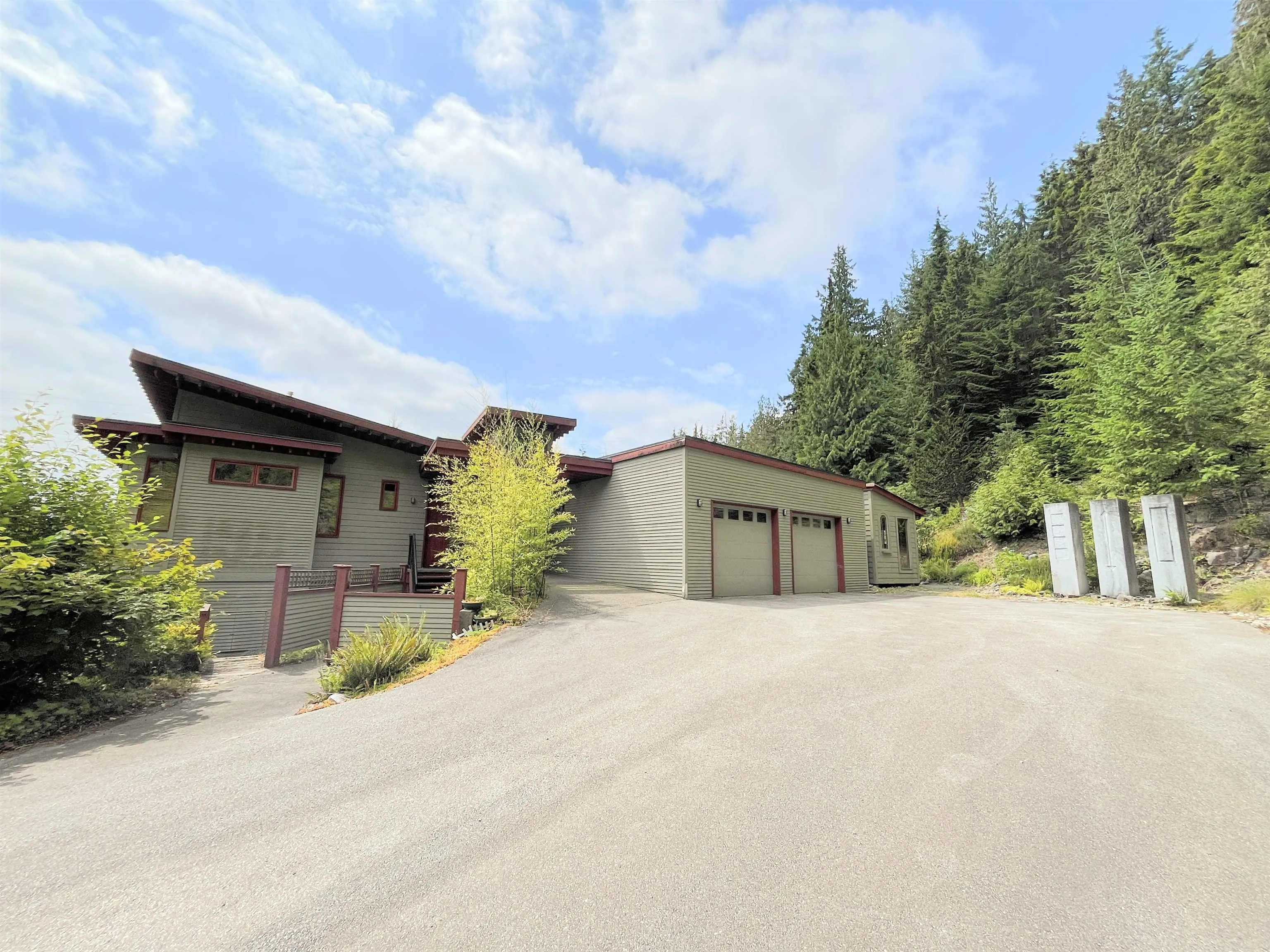 2923 Fern Drive