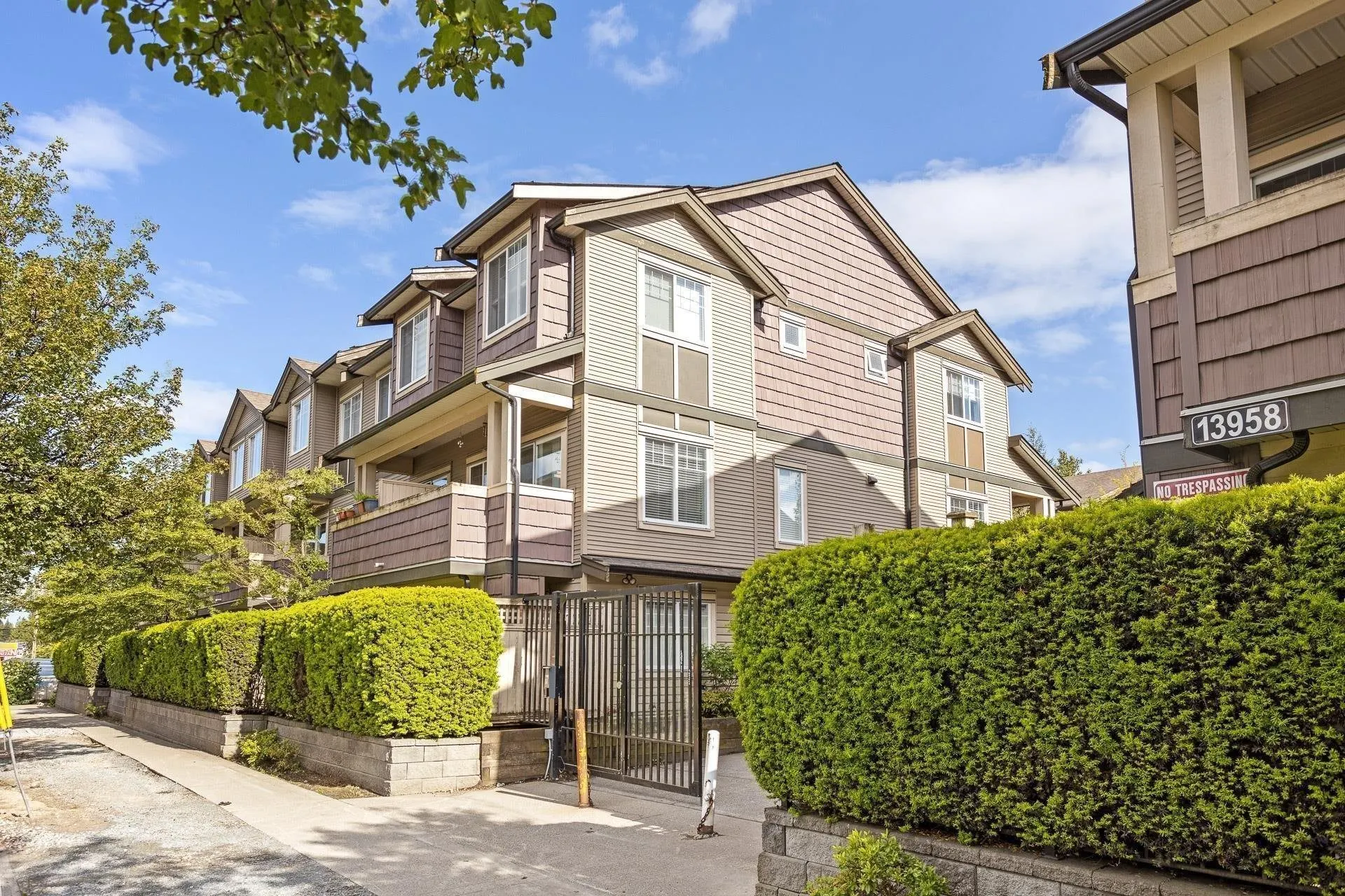 210 13958 108 Avenue