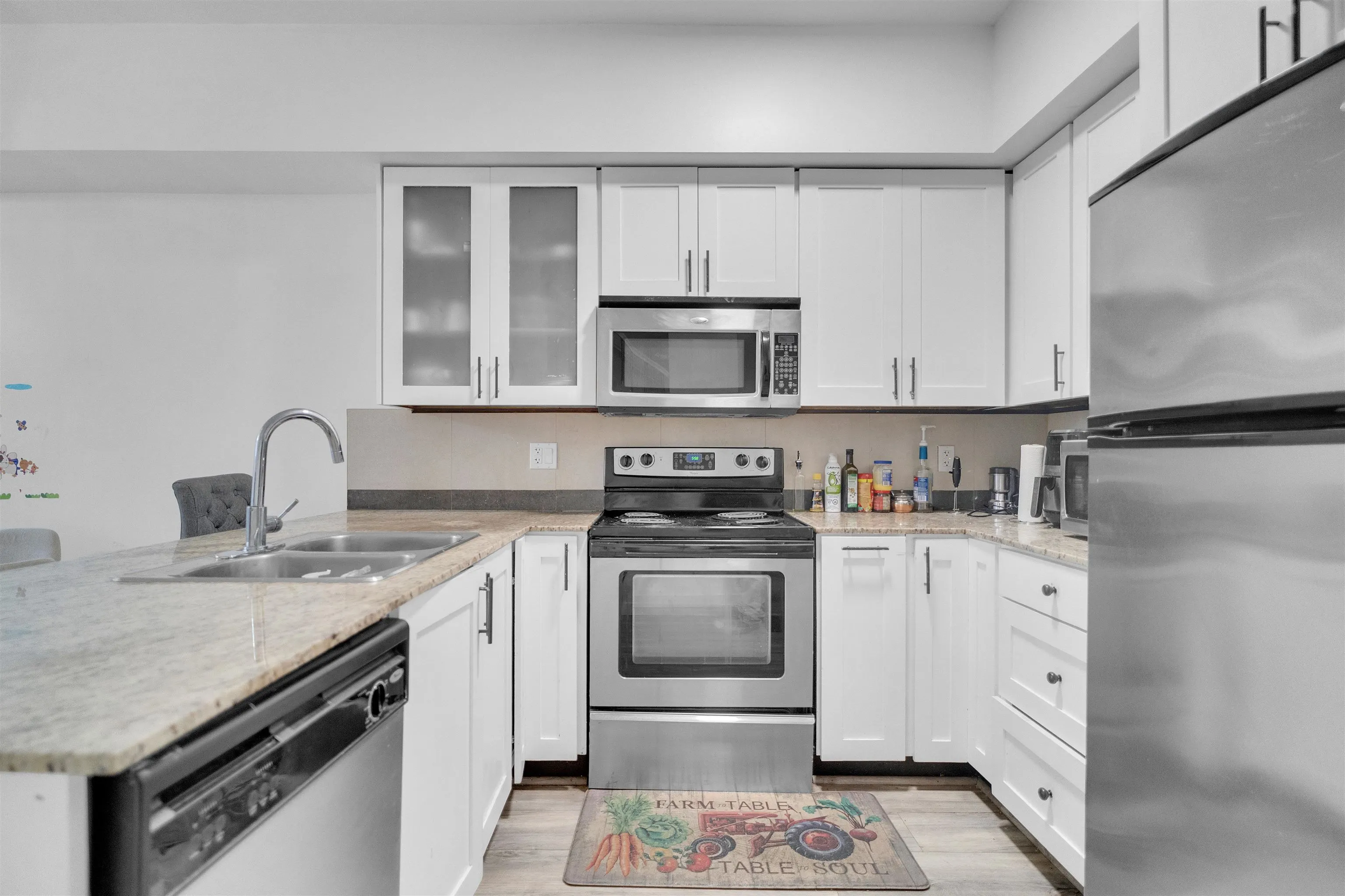 210 13958 108 Avenue