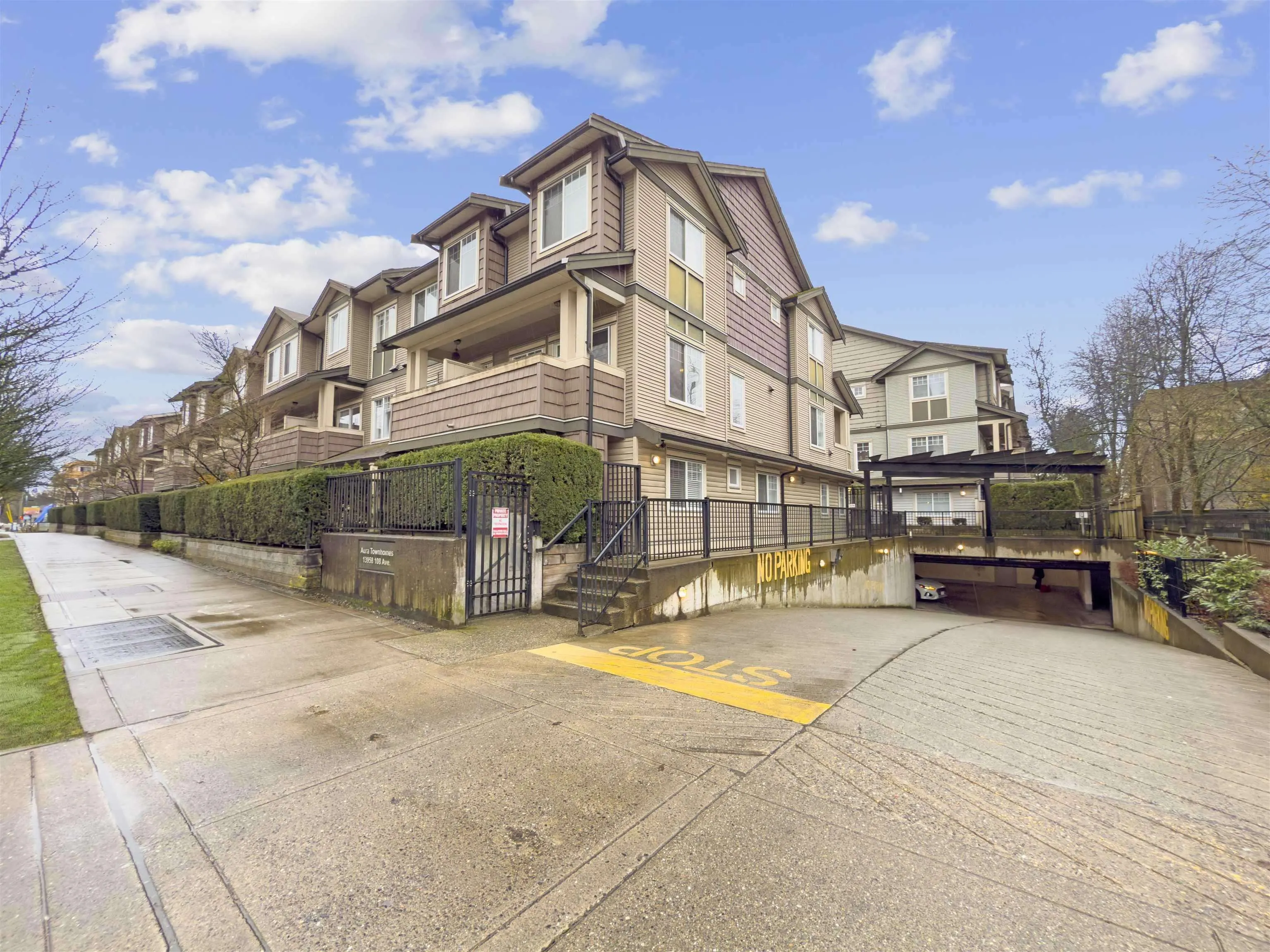 210 13958 108 Avenue