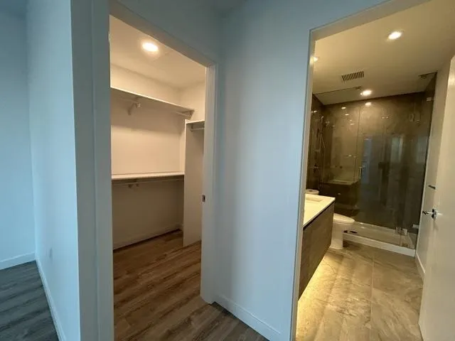2006 680 Quayside Drive