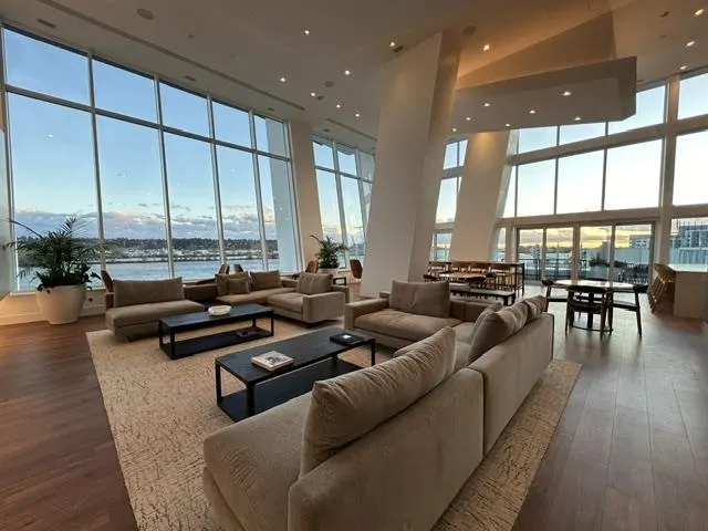 2006 680 Quayside Drive