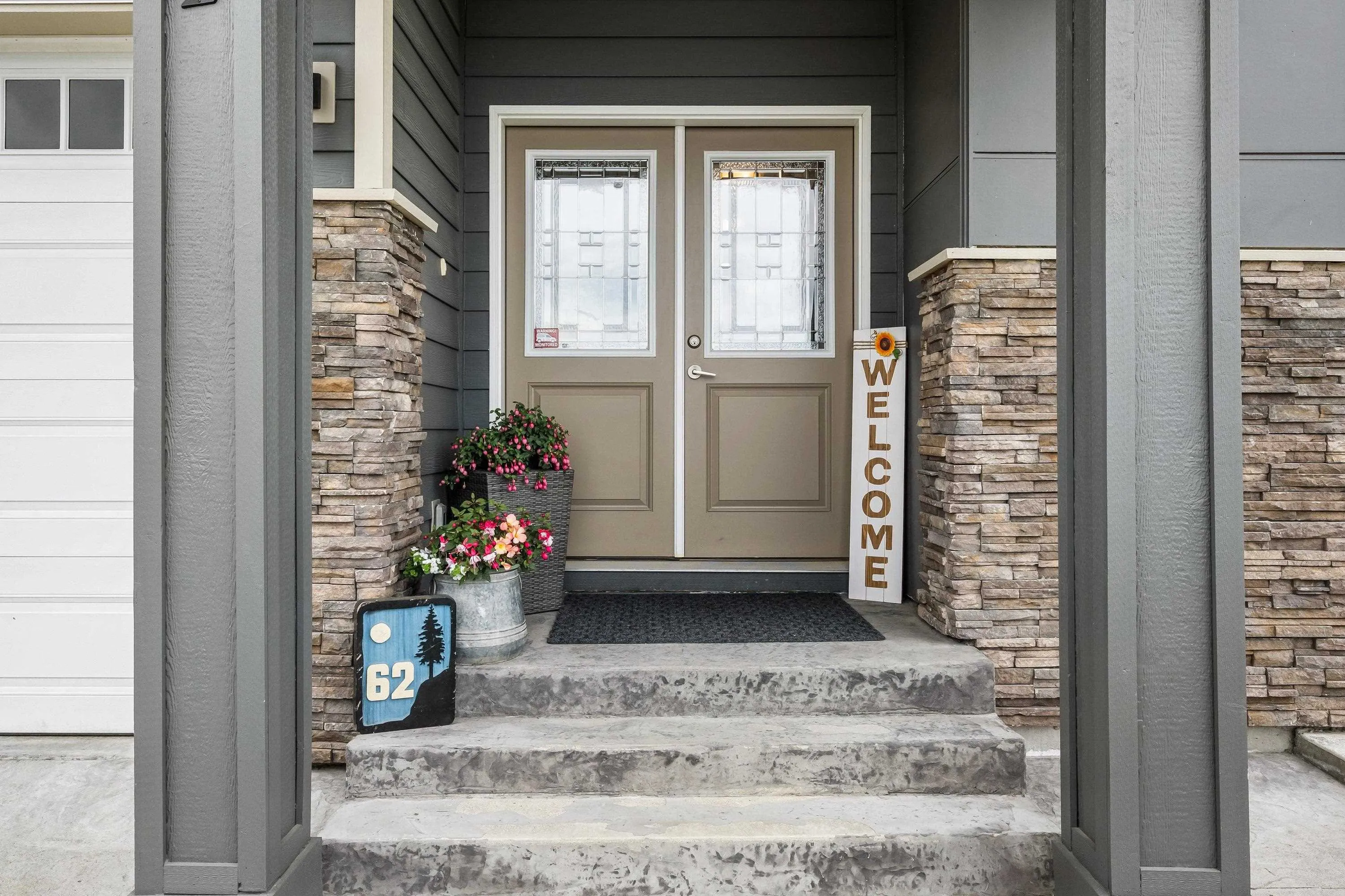 62 50778 Ledgestone Place