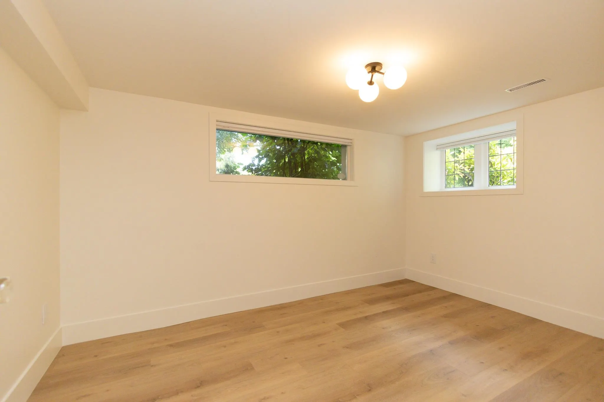 2xxx W 14th Avenue