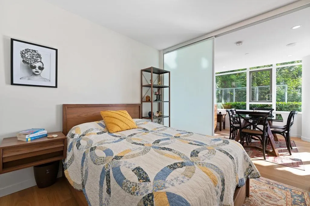 101 768 Arthur Erickson Place