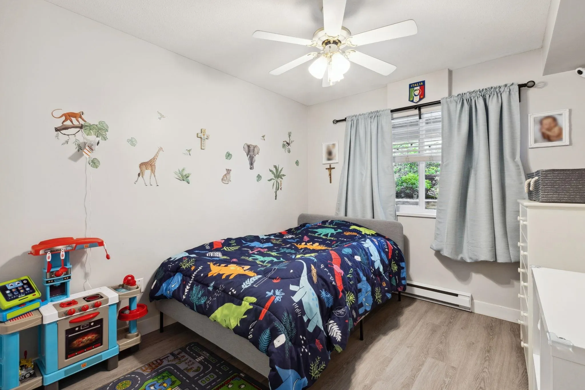 310 160 Shoreline Circle