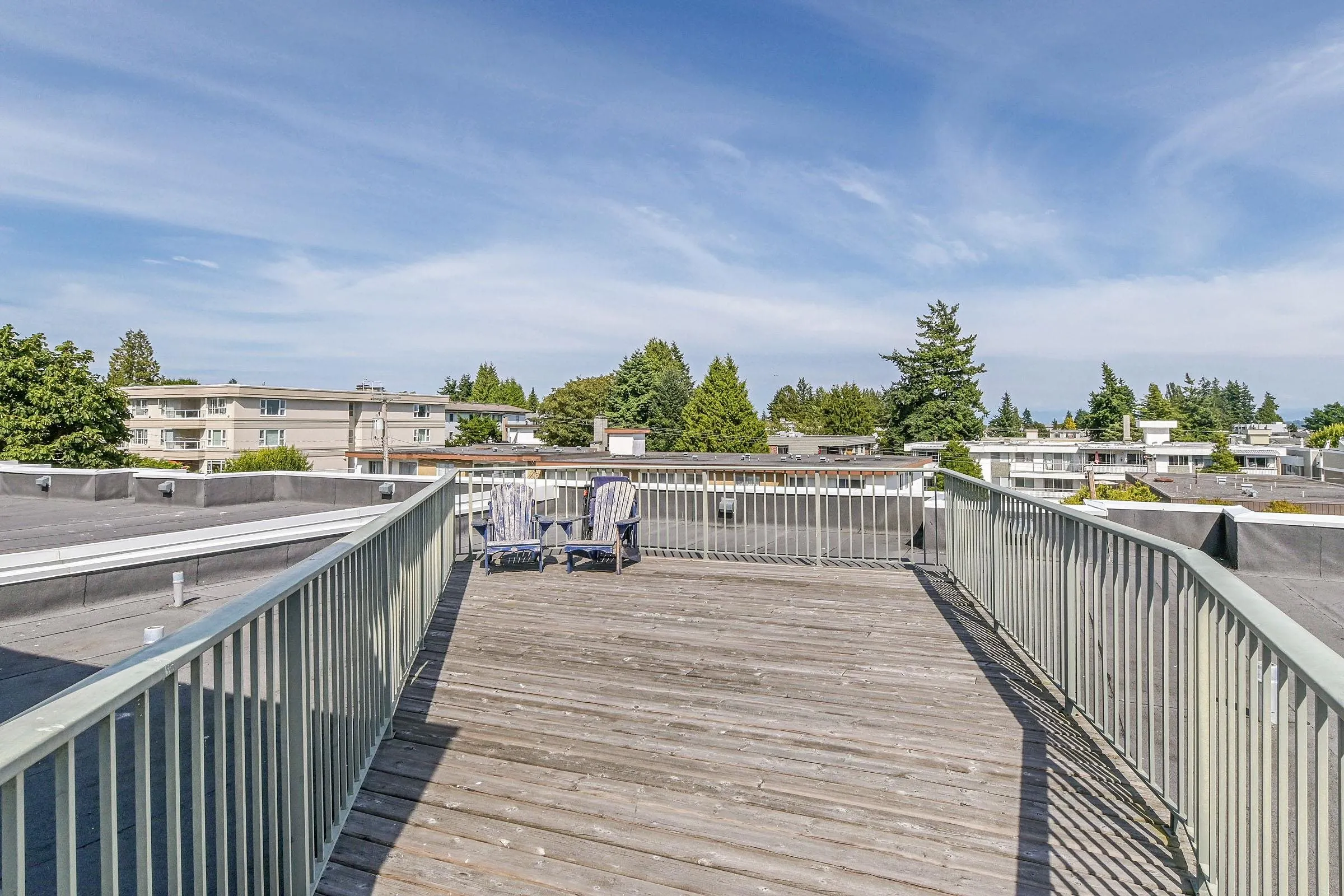 303 1341 George, Street