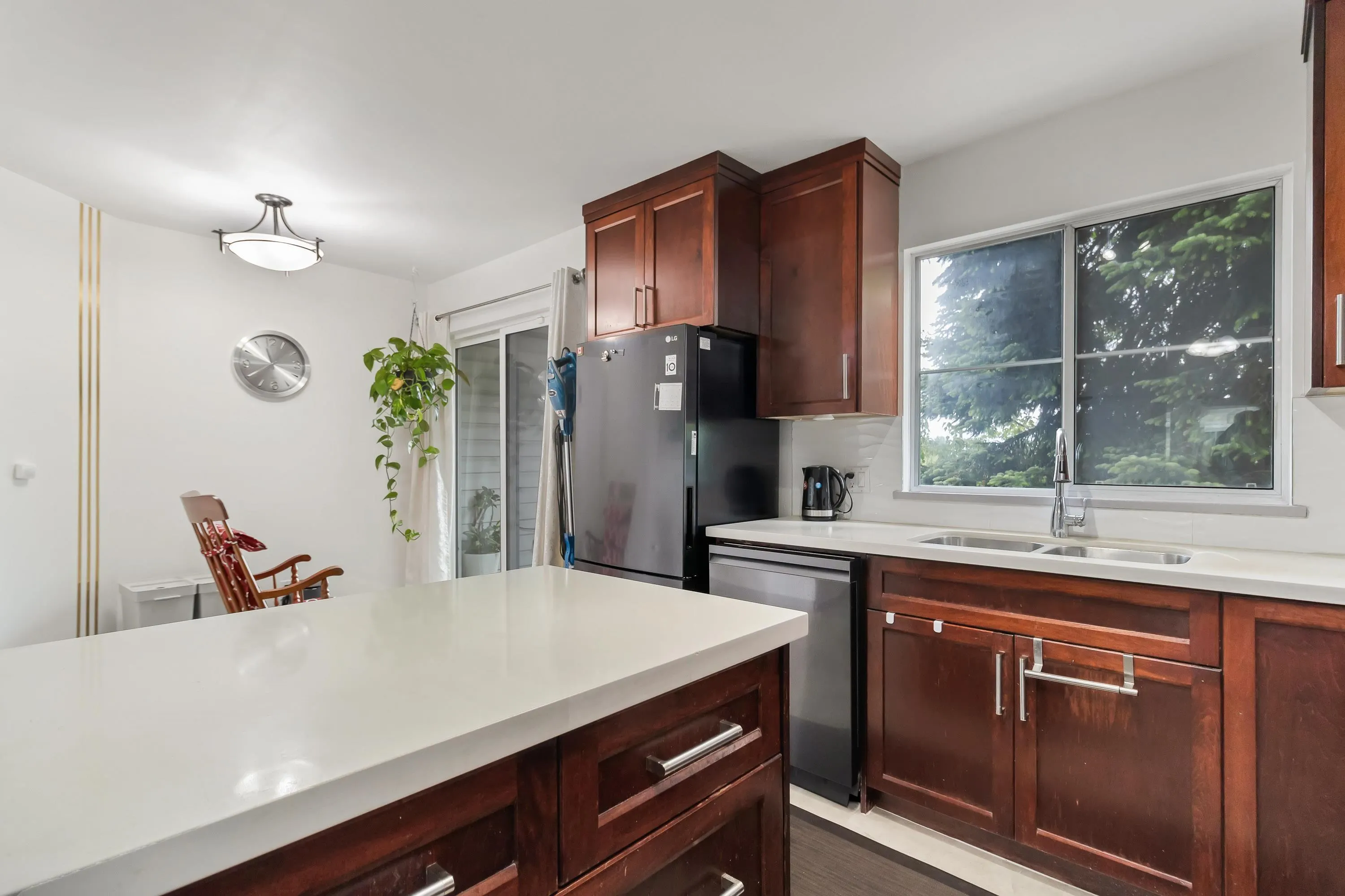 32 8716 Walnut Grove Drive