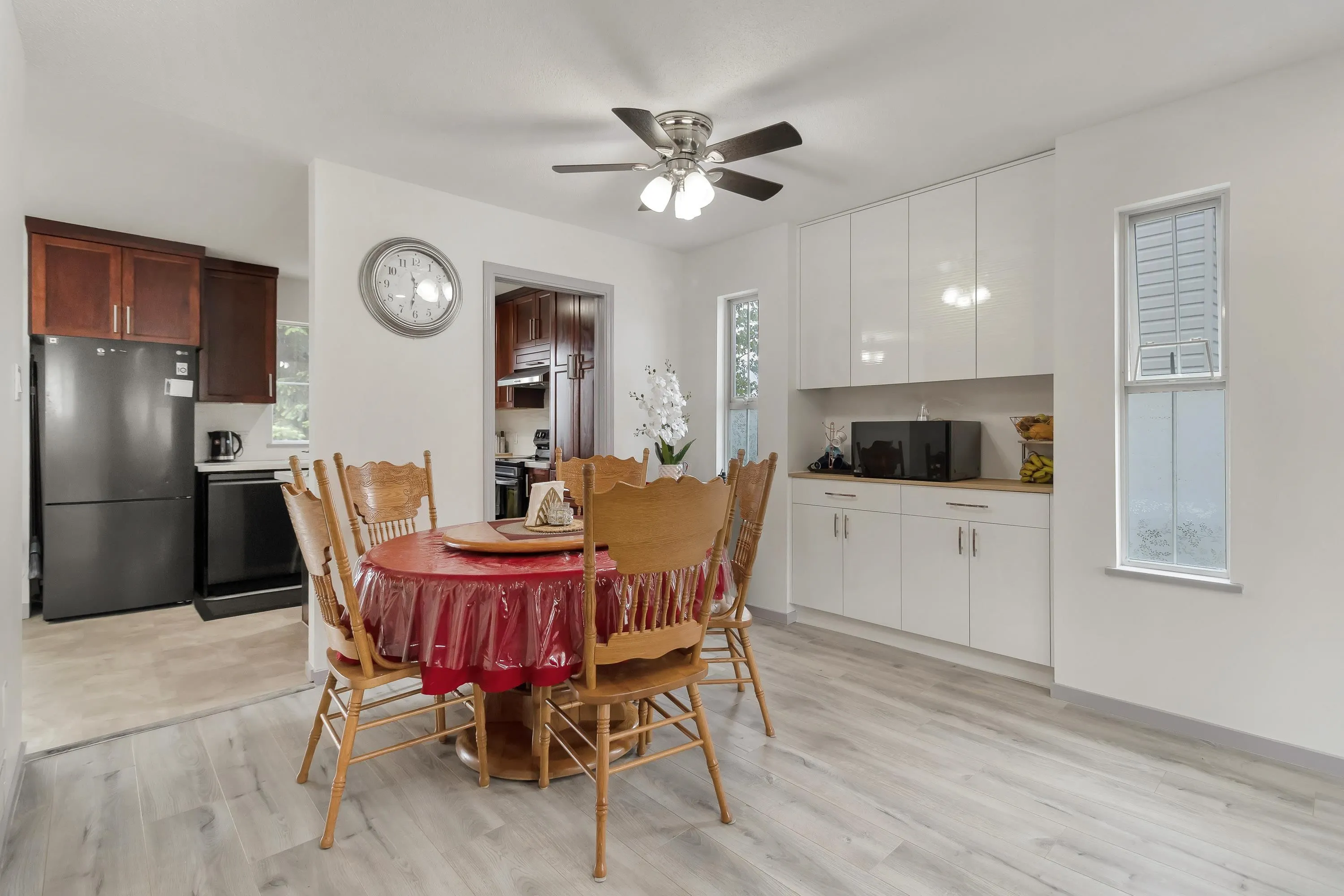 32 8716 Walnut Grove Drive