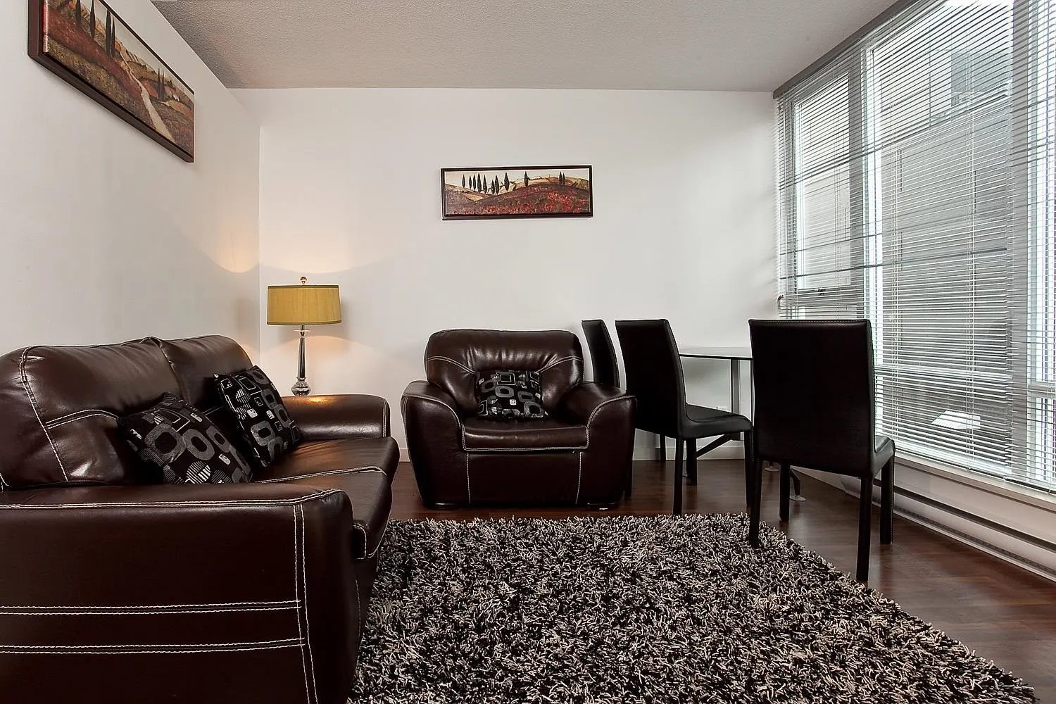 501 233 Robson Street