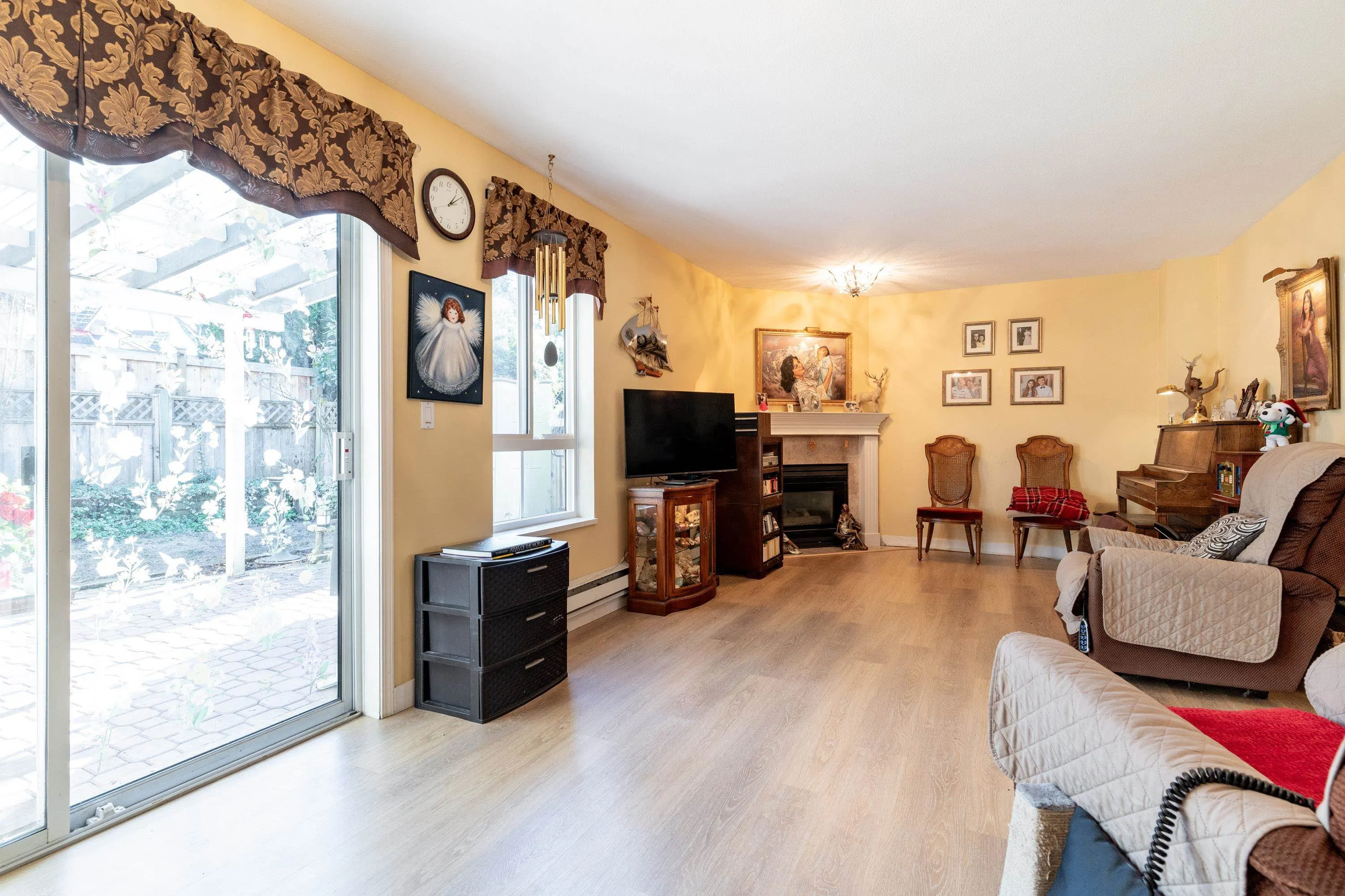 123 22950 116 Avenue