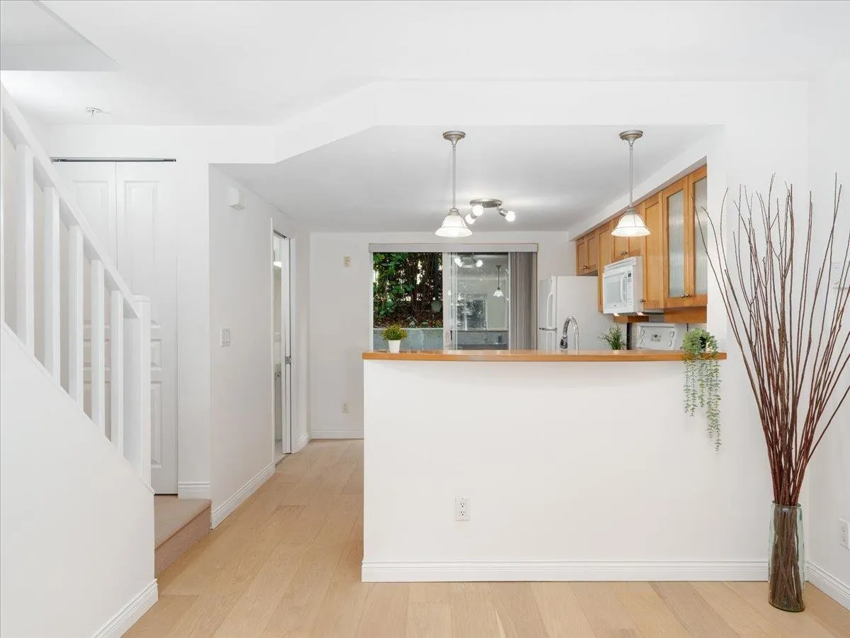 12 288 St. Davids Avenue