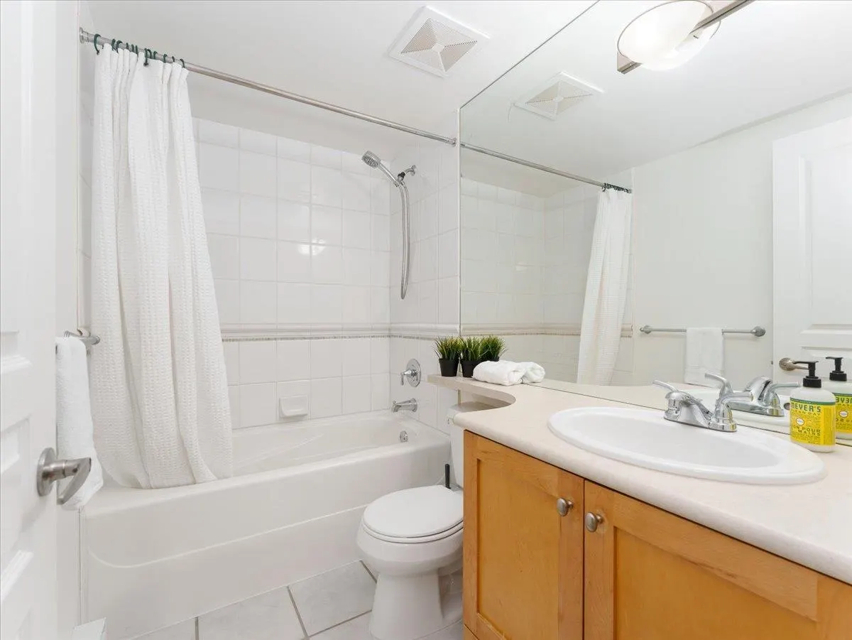 12 288 St. Davids Avenue