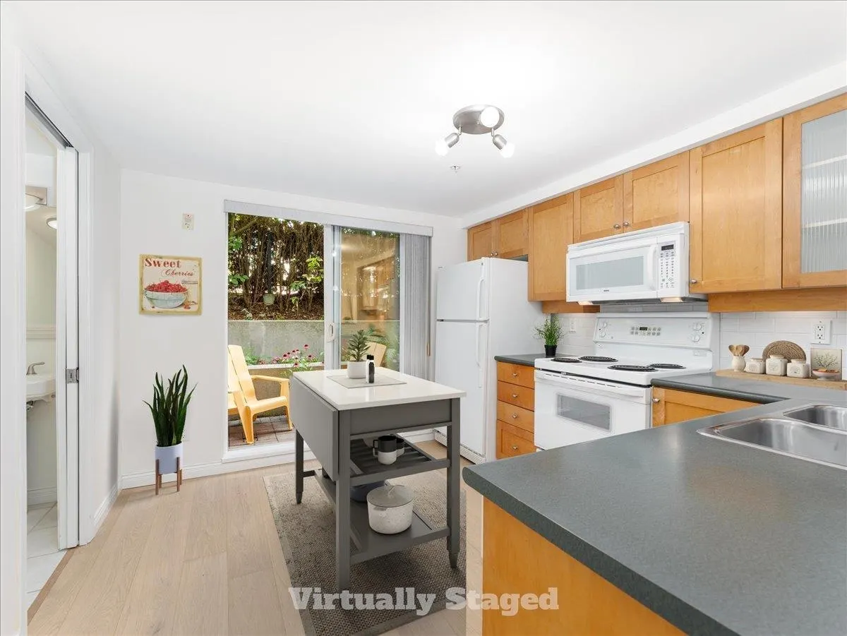 12 288 St. Davids Avenue