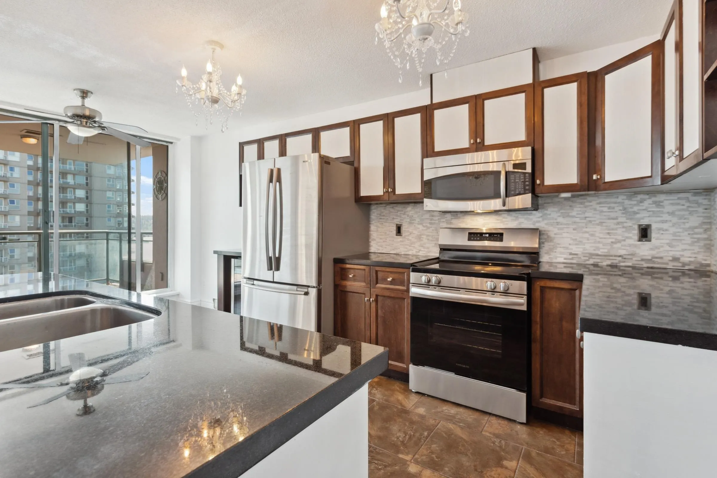 801 8 Laguna Court