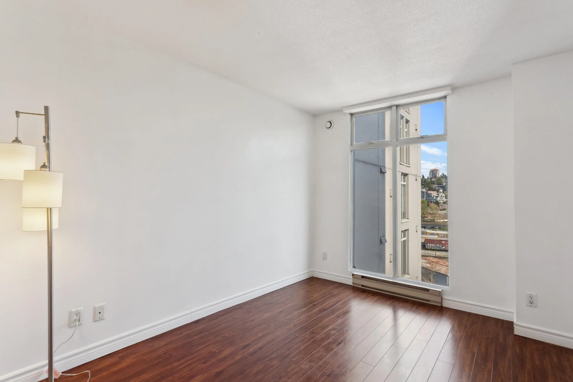 801 8 Laguna Court