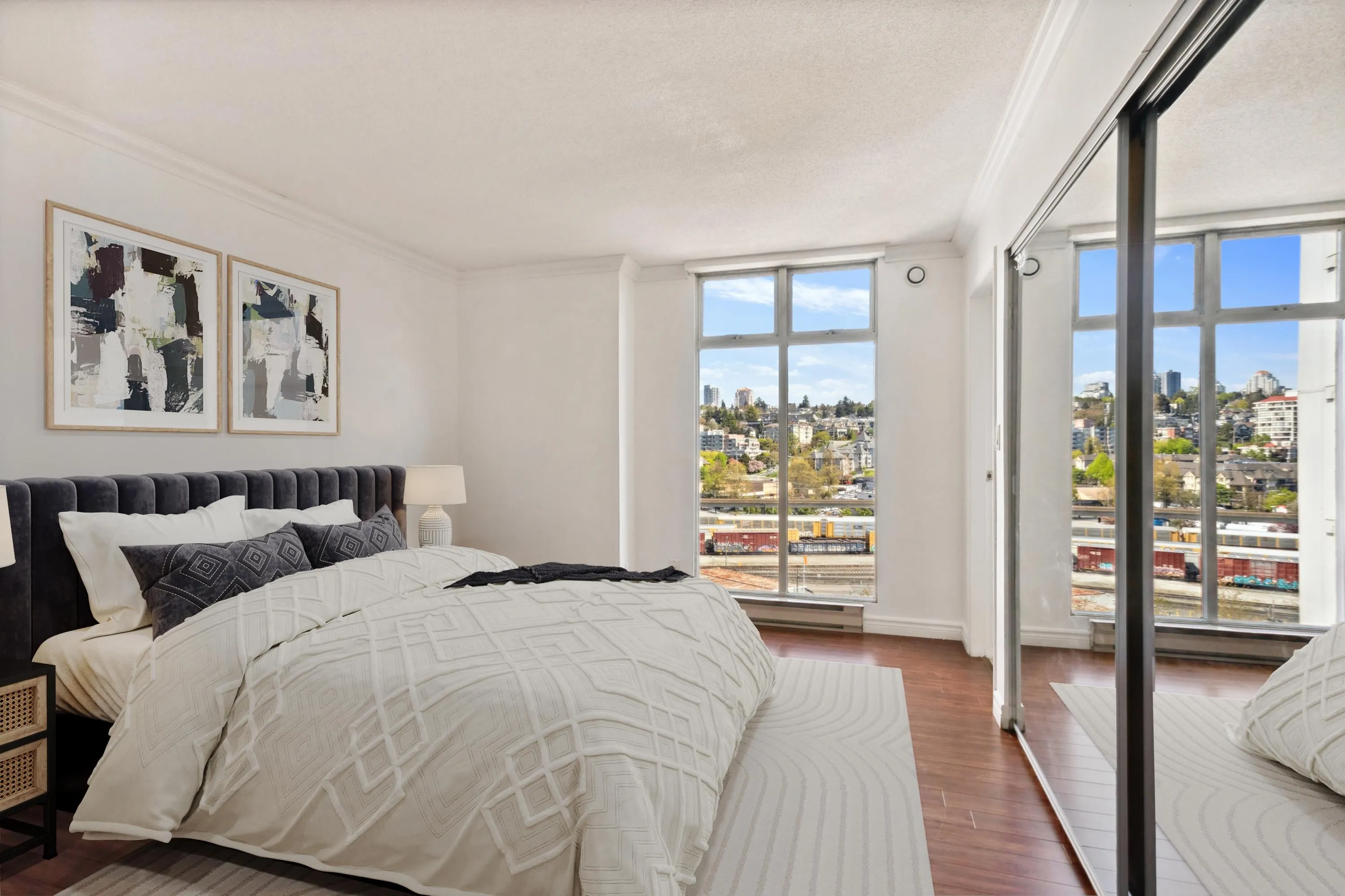 801 8 Laguna Court