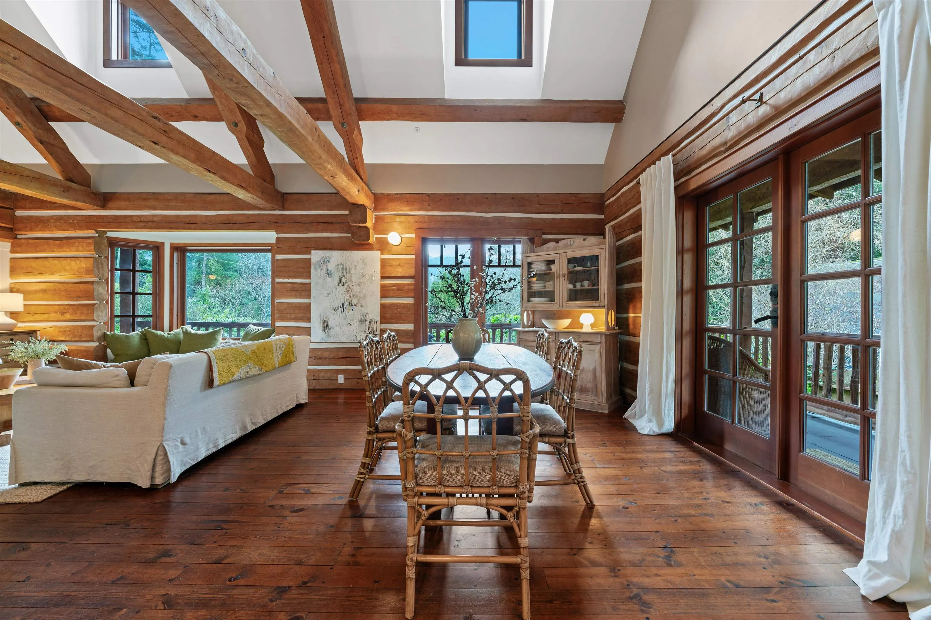 5851 Eagle Island