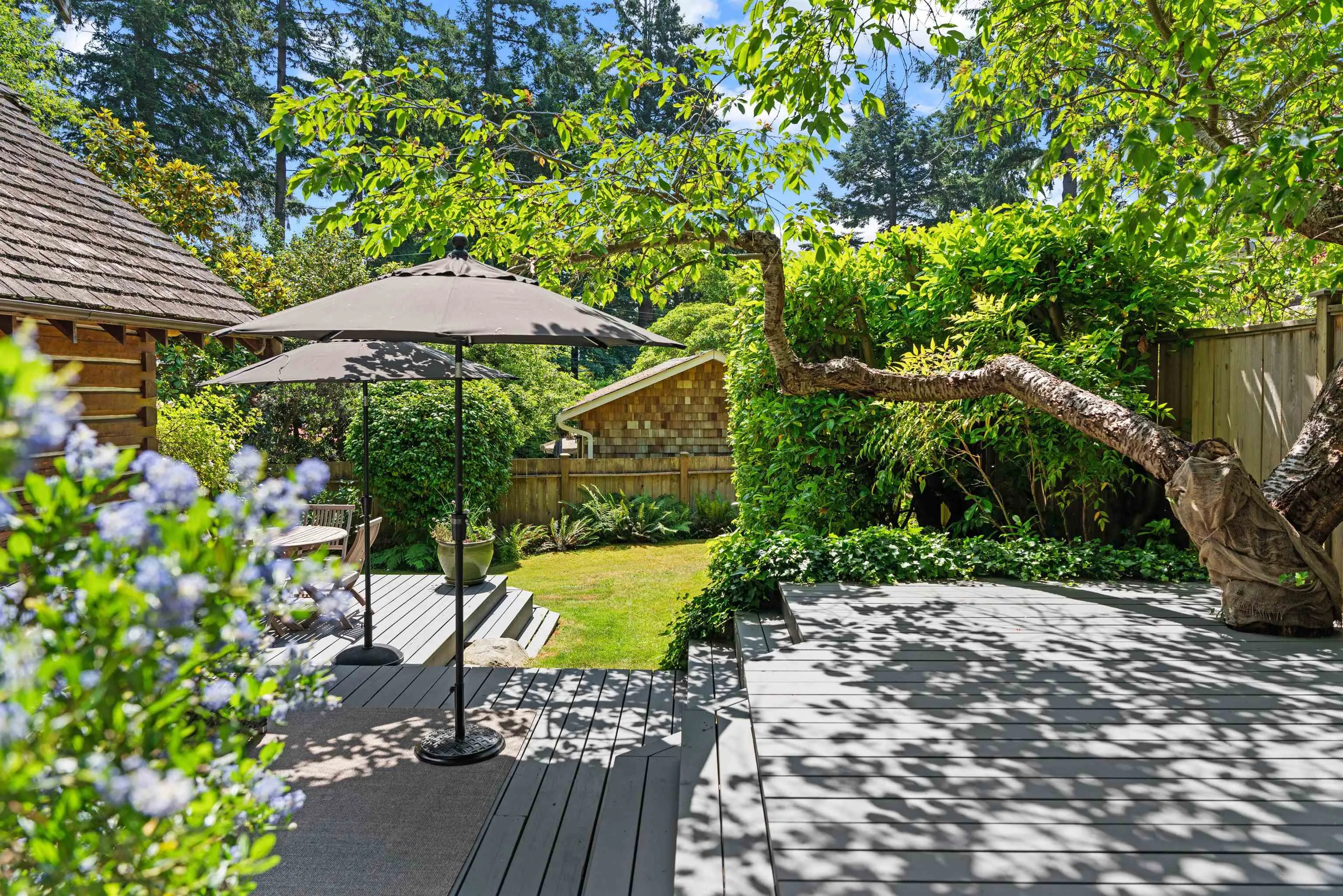 5851 Eagle Island