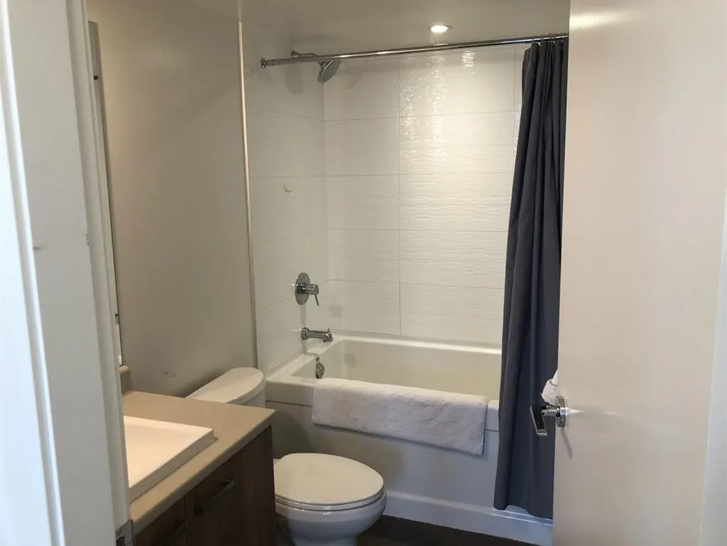 907 13325 102a Avenue