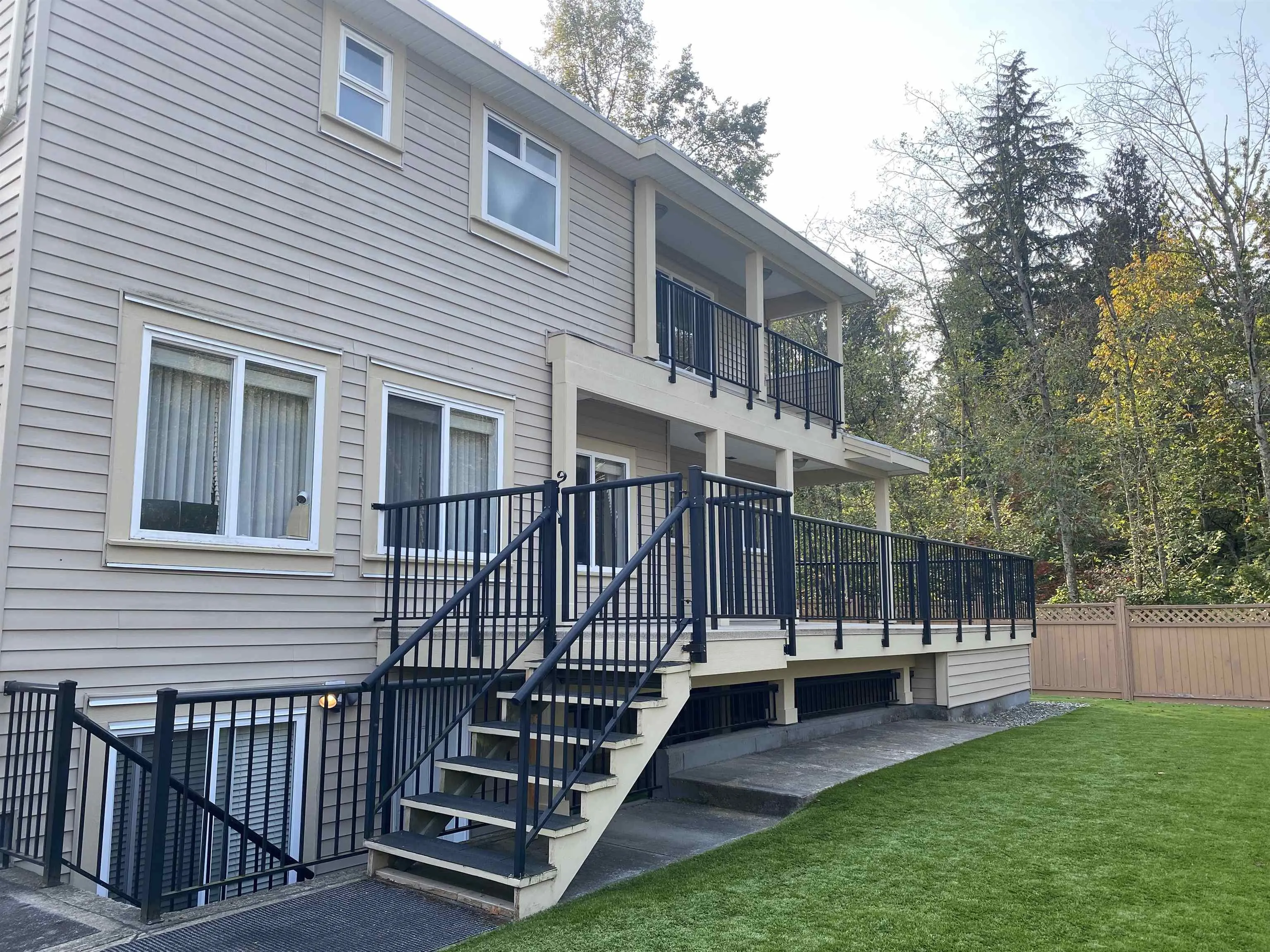 2 Bed Suite 14611 111a Avenue