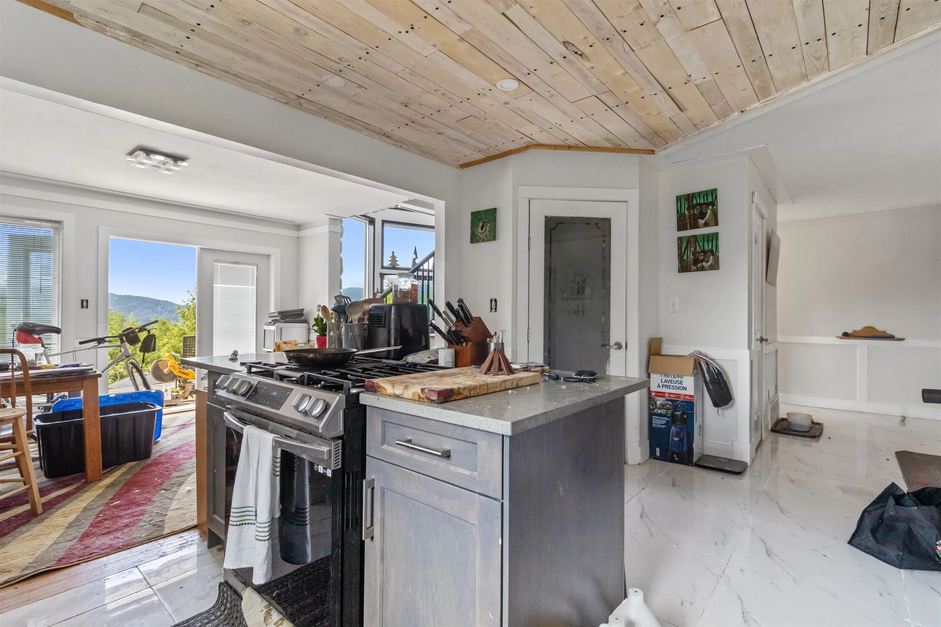 11060 Greenwood Drive
