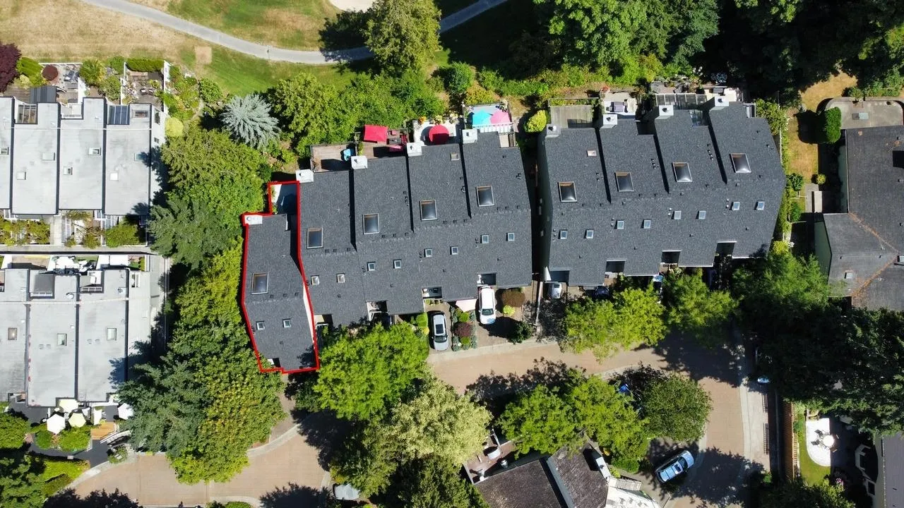 1152 Fairway Views Wynd