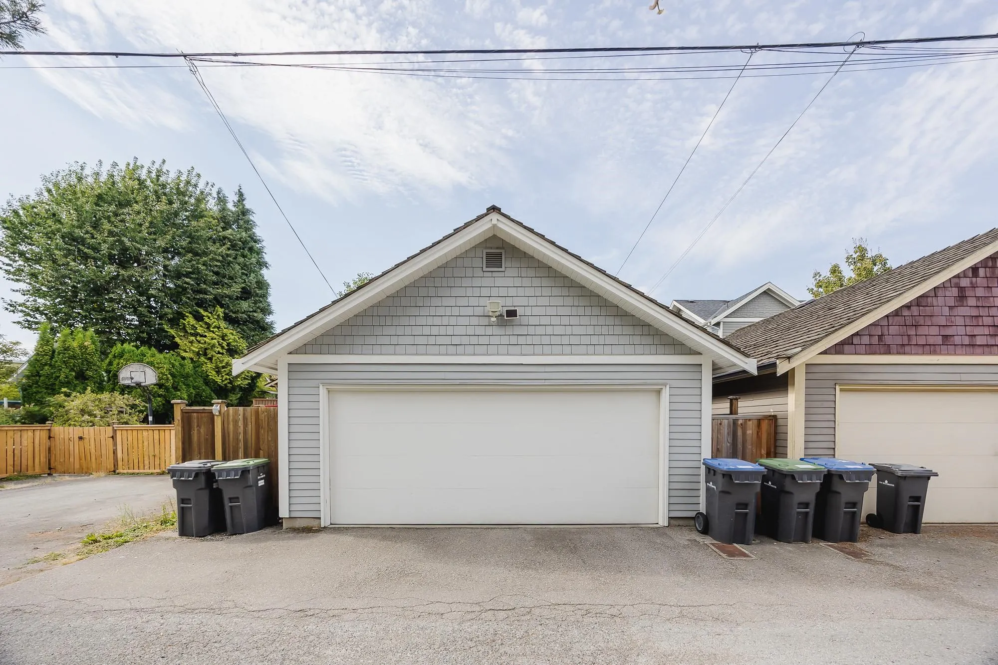 820 Edinburgh Street