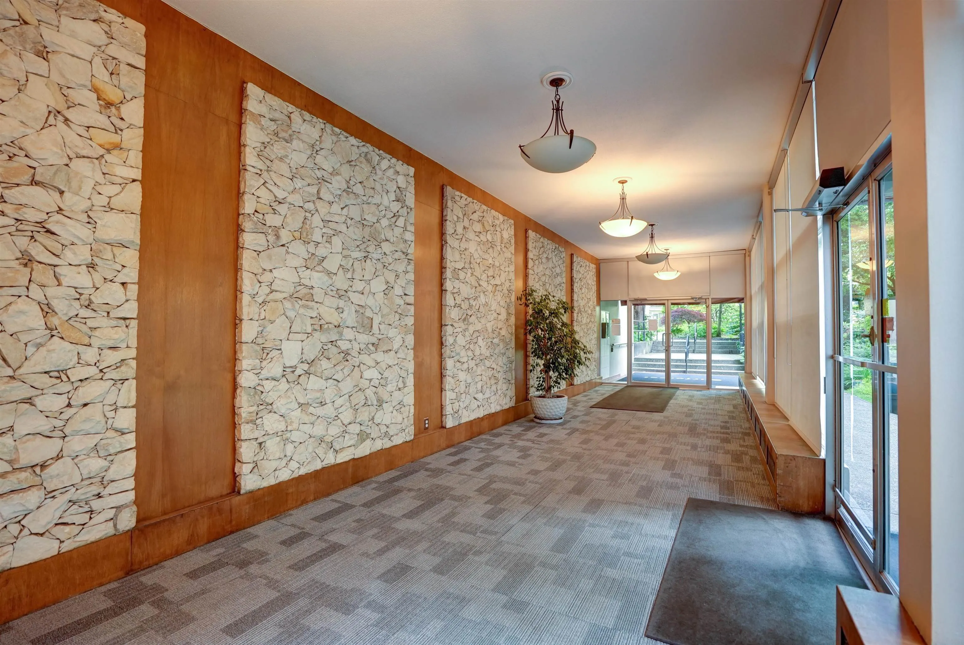2208 1251 Cardero Street