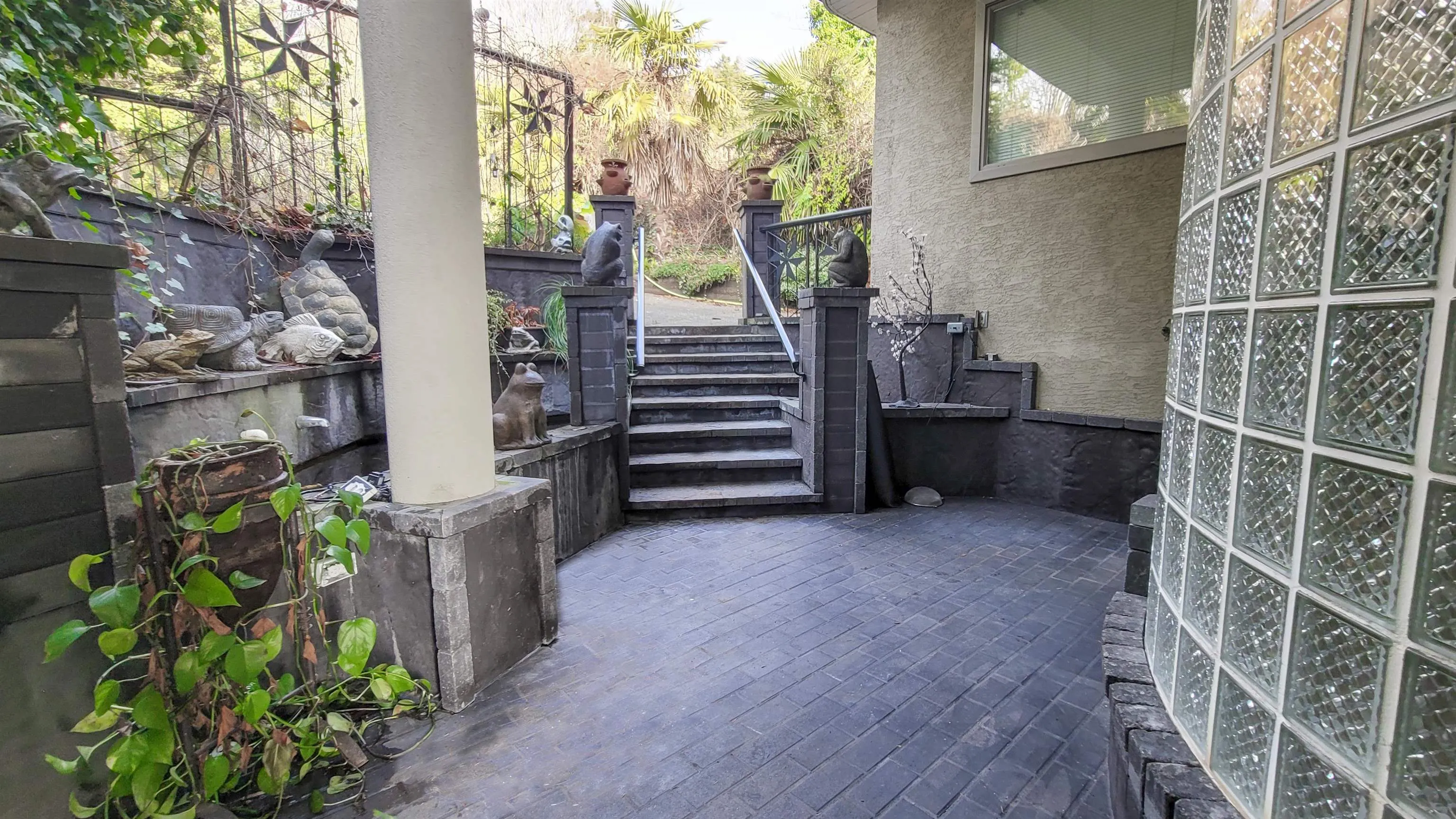 14937 Blackwood Lane