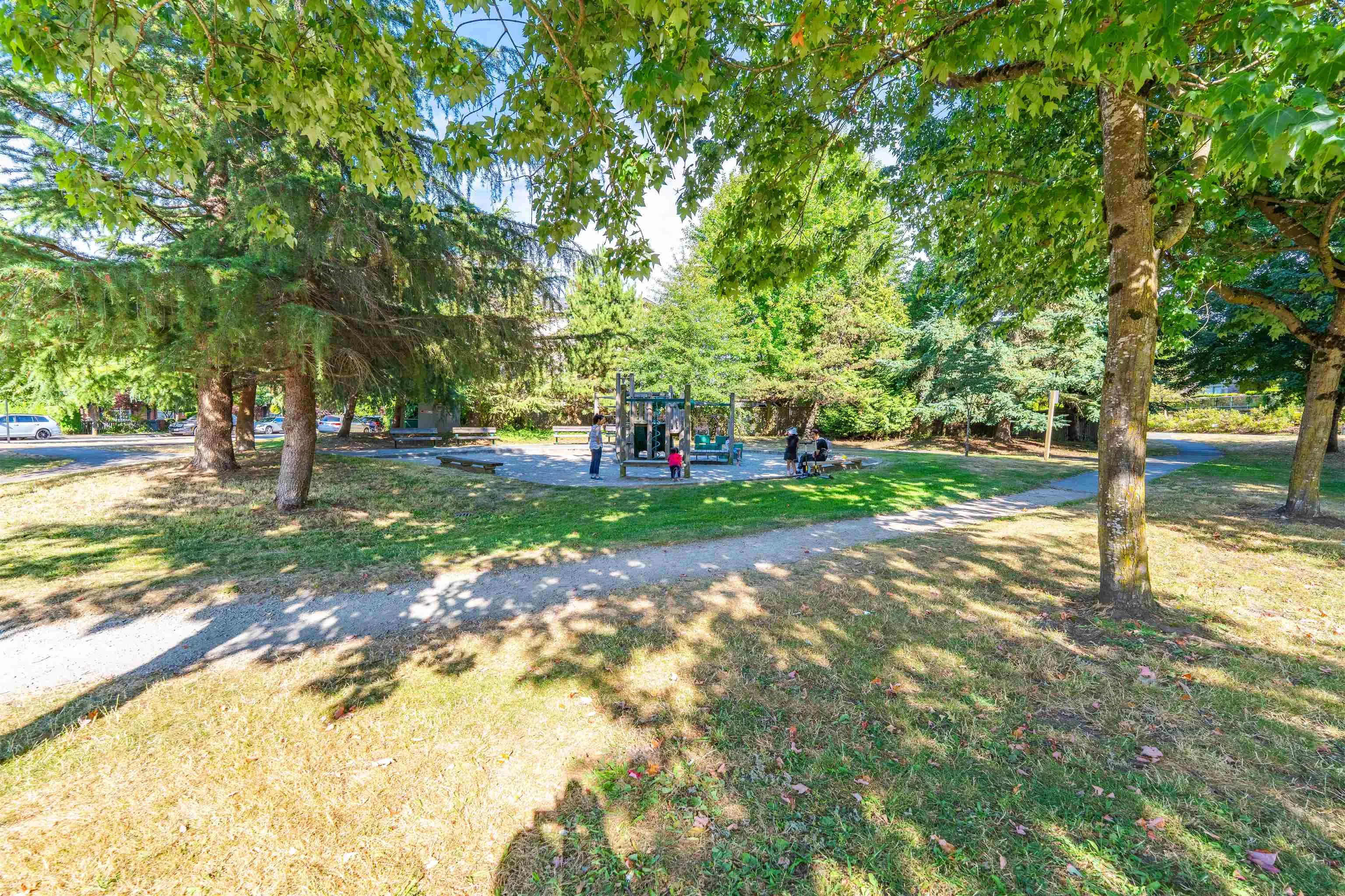 207 9371 Hemlock Drive