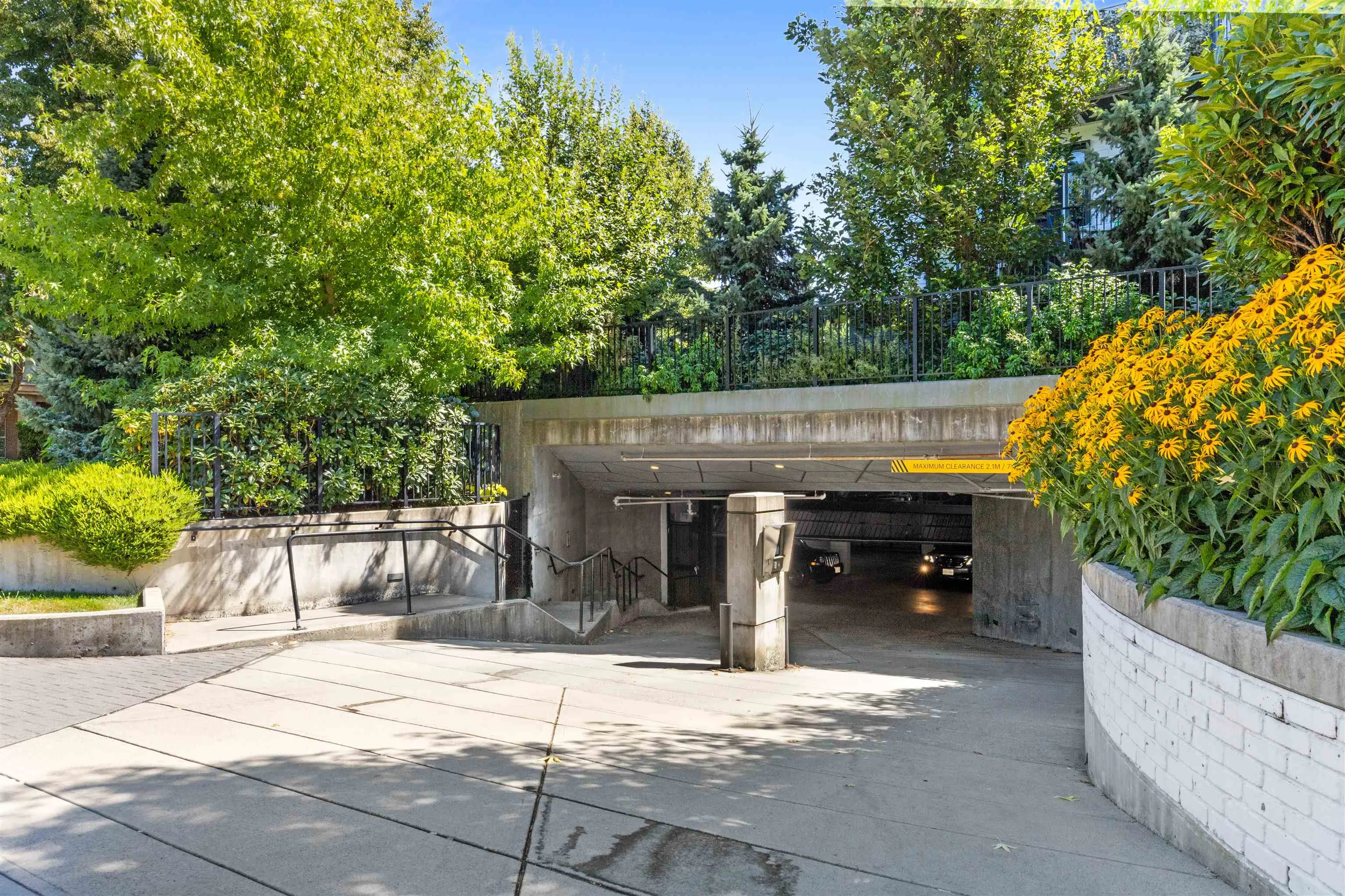 409 14968 101a Avenue