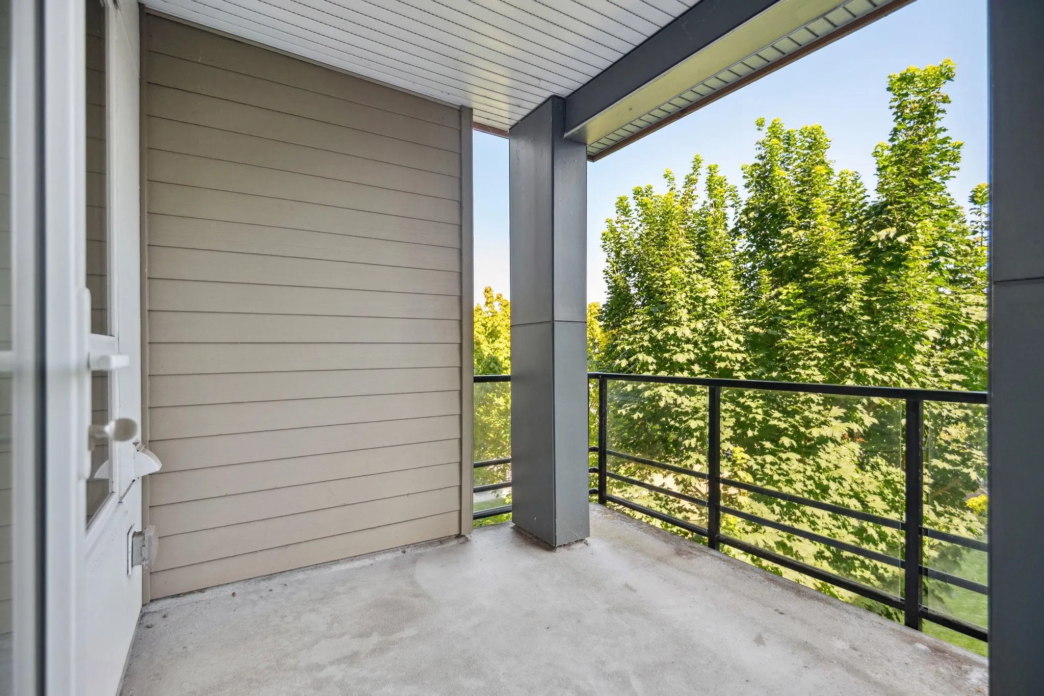 315 4690 Hawk Lane