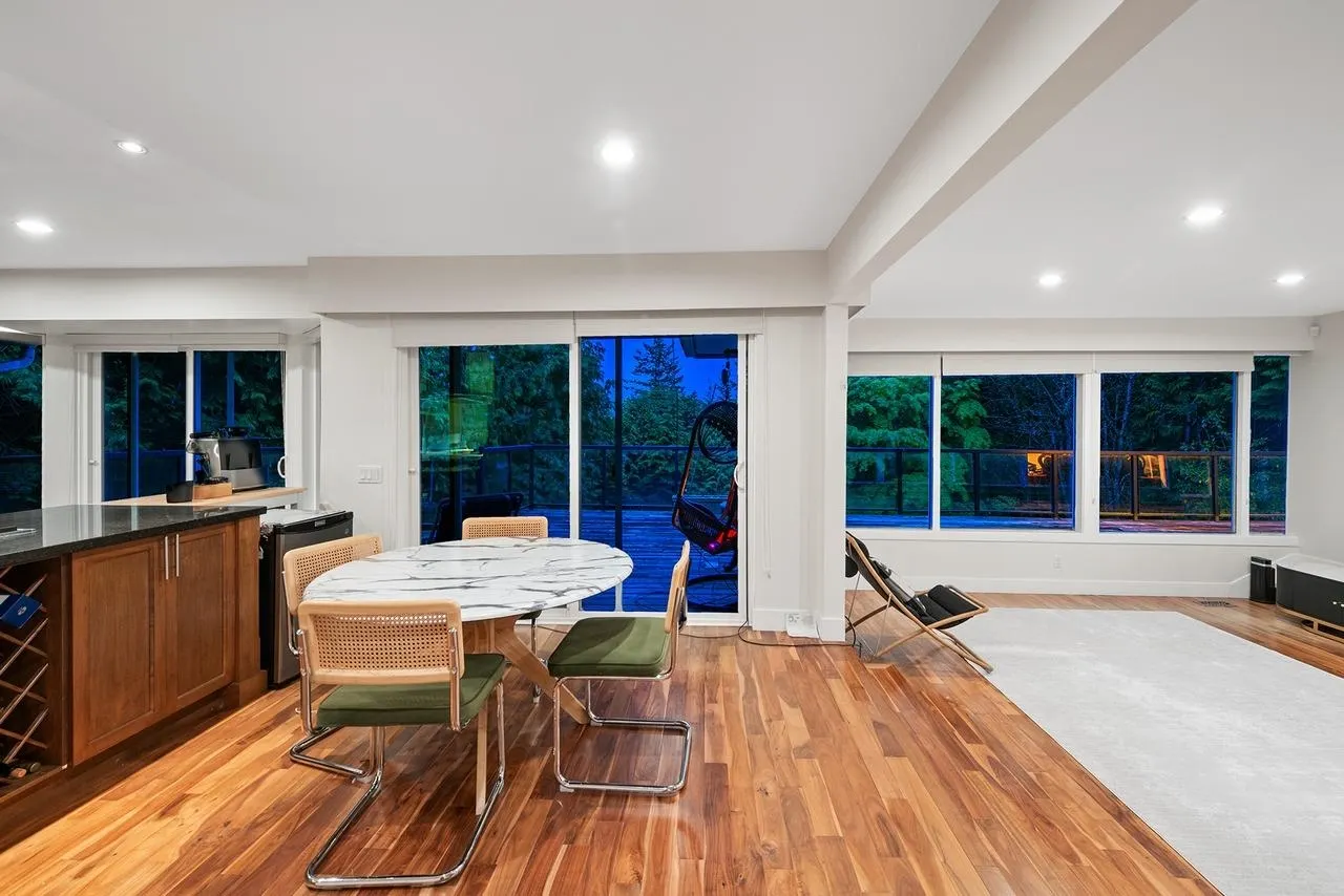 1130 Groveland Court