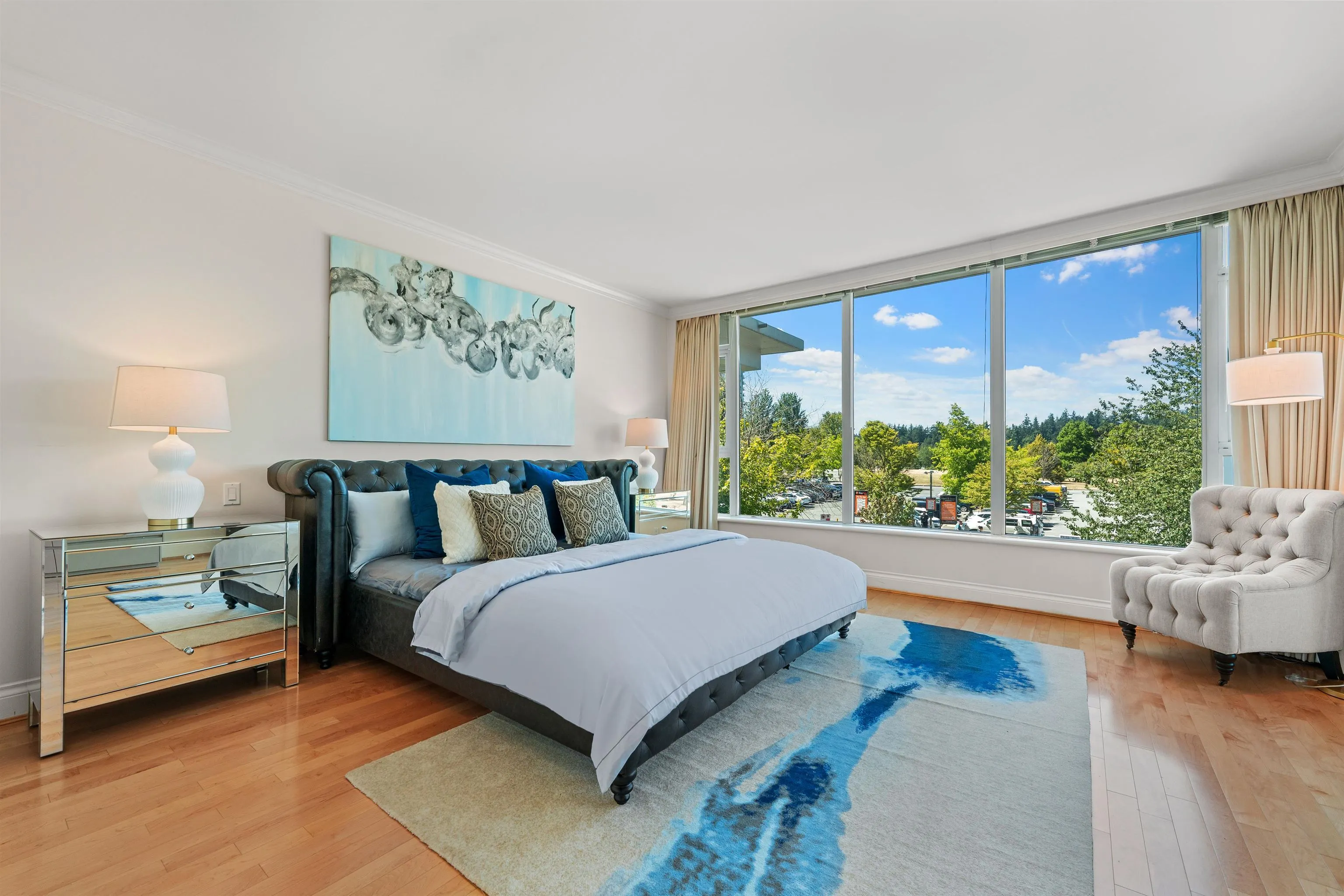 202 1777 Bayshore Drive
