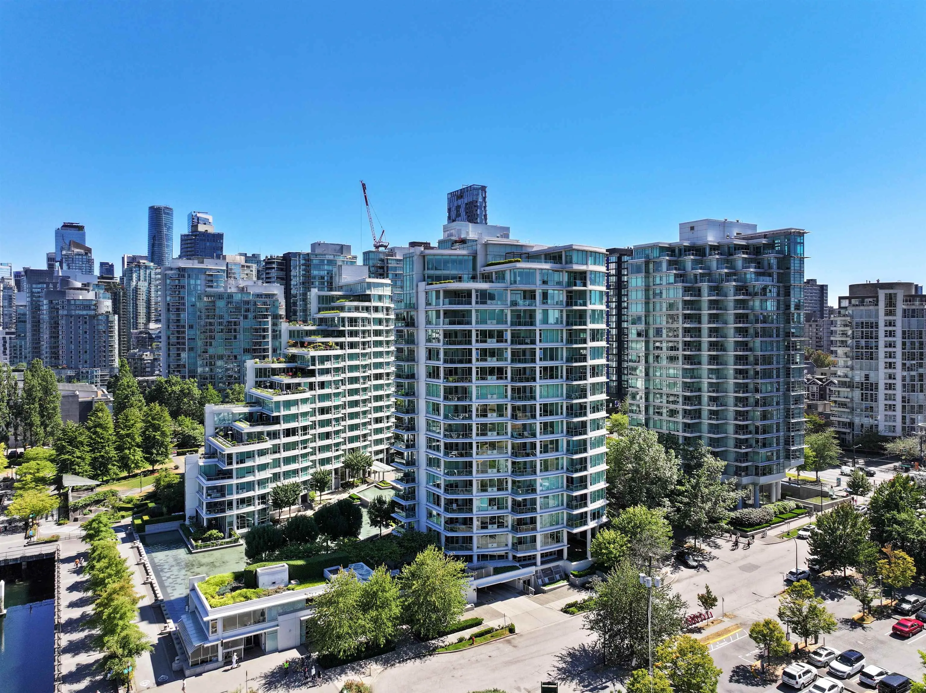 202 1777 Bayshore Drive