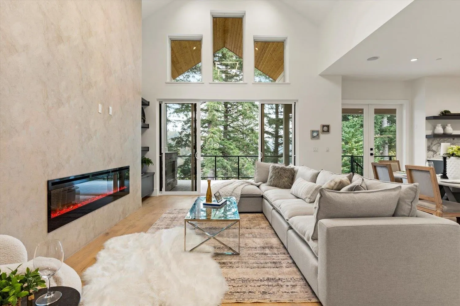 5506 Crimson Ridge