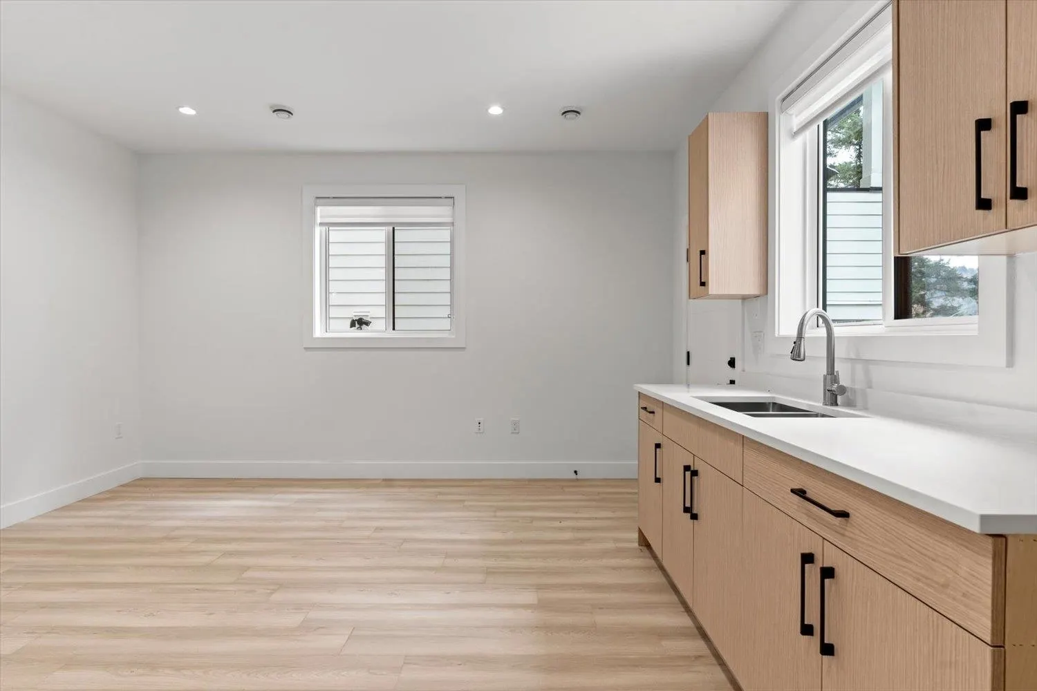 5506 Crimson Ridge