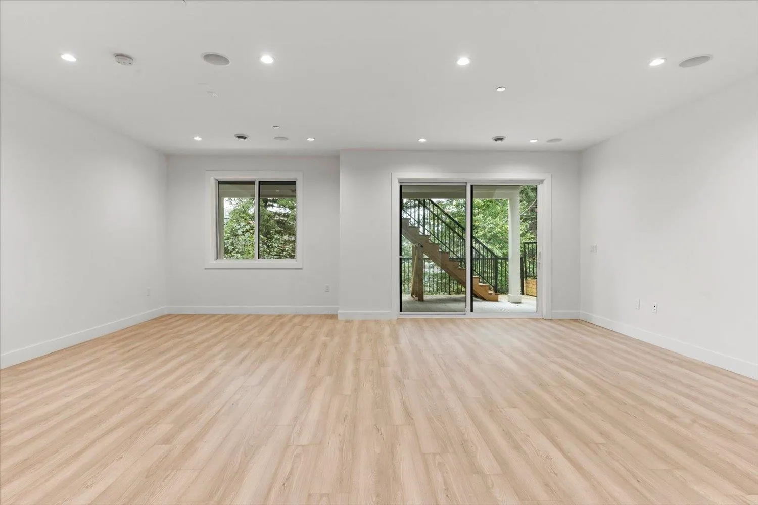 5506 Crimson Ridge