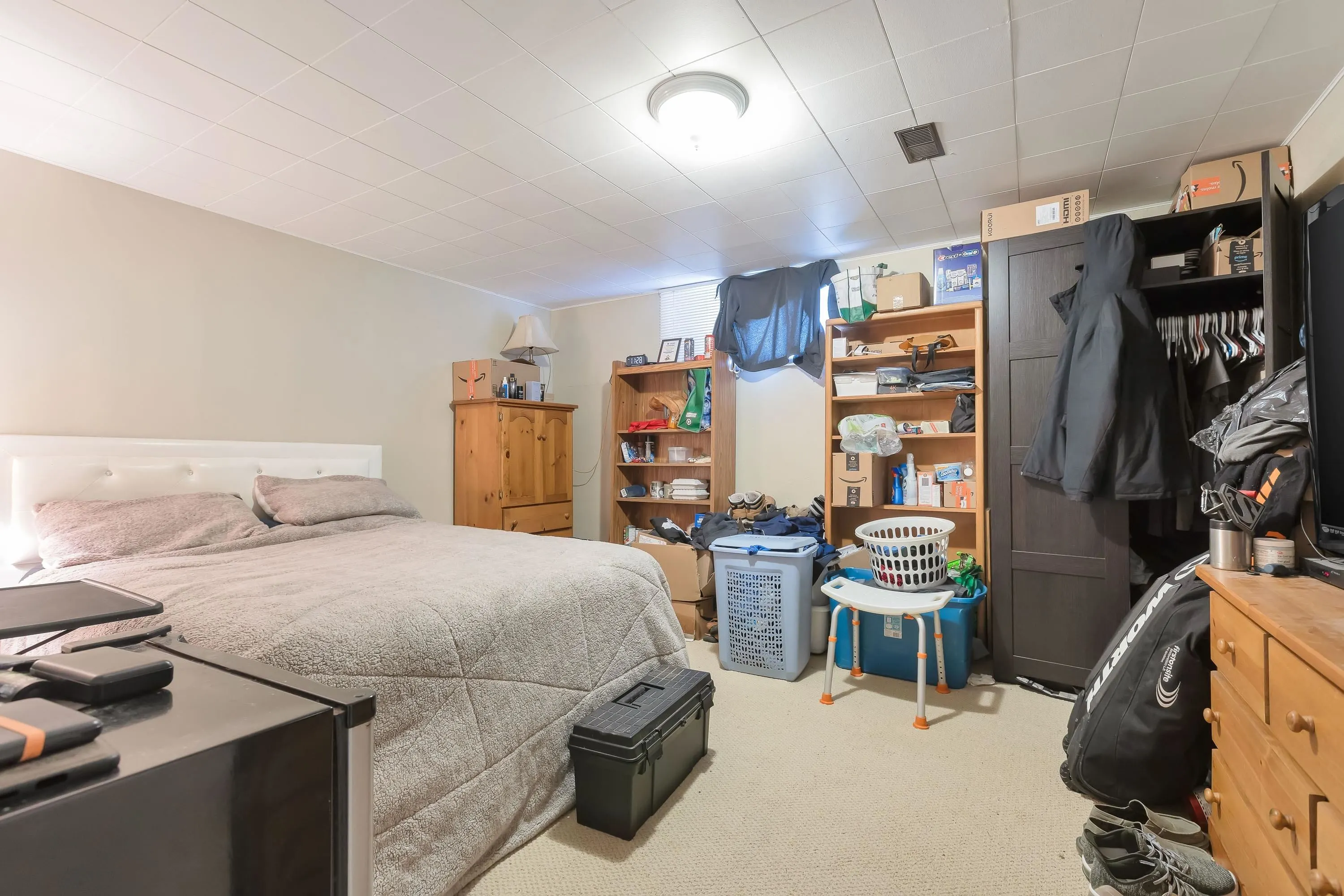 2136 Sherwood Crescent