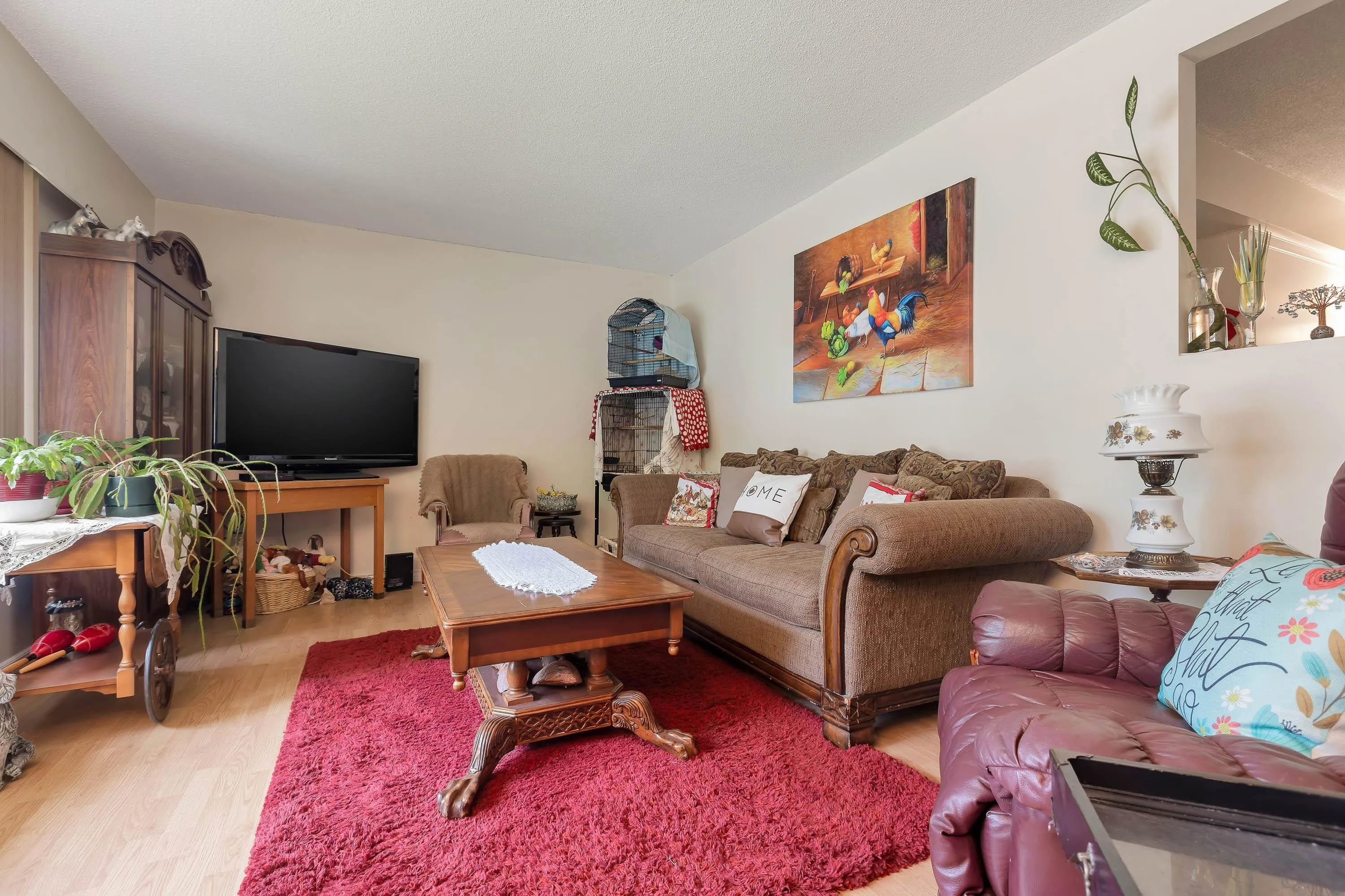 2136 Sherwood Crescent