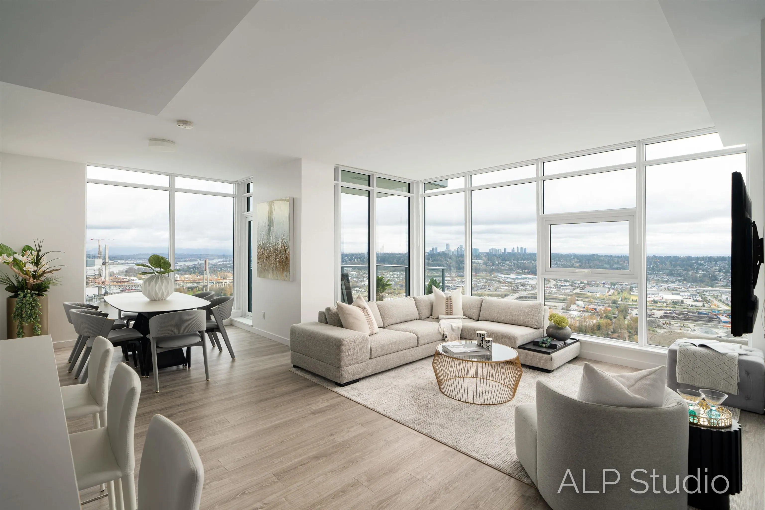 4405 680 Quayside Drive