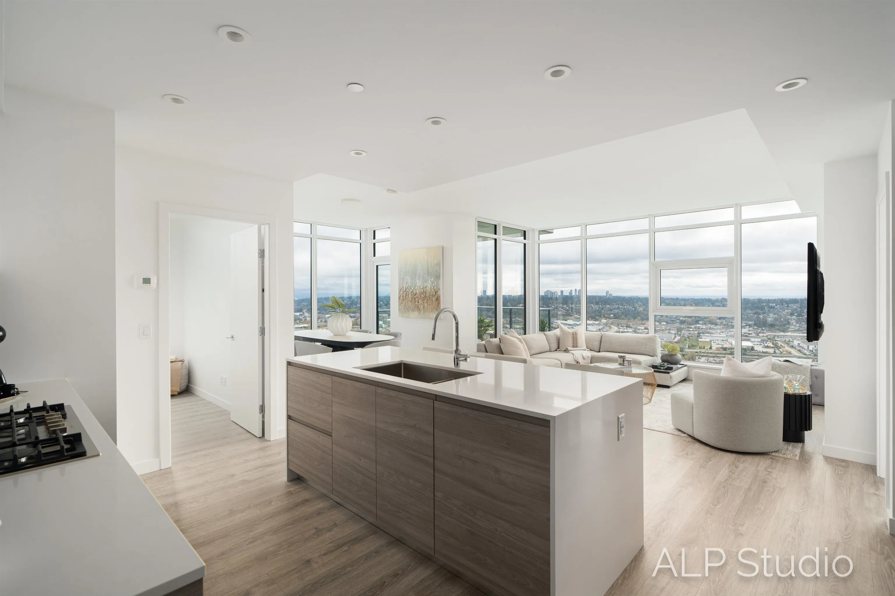 4405 680 Quayside Drive