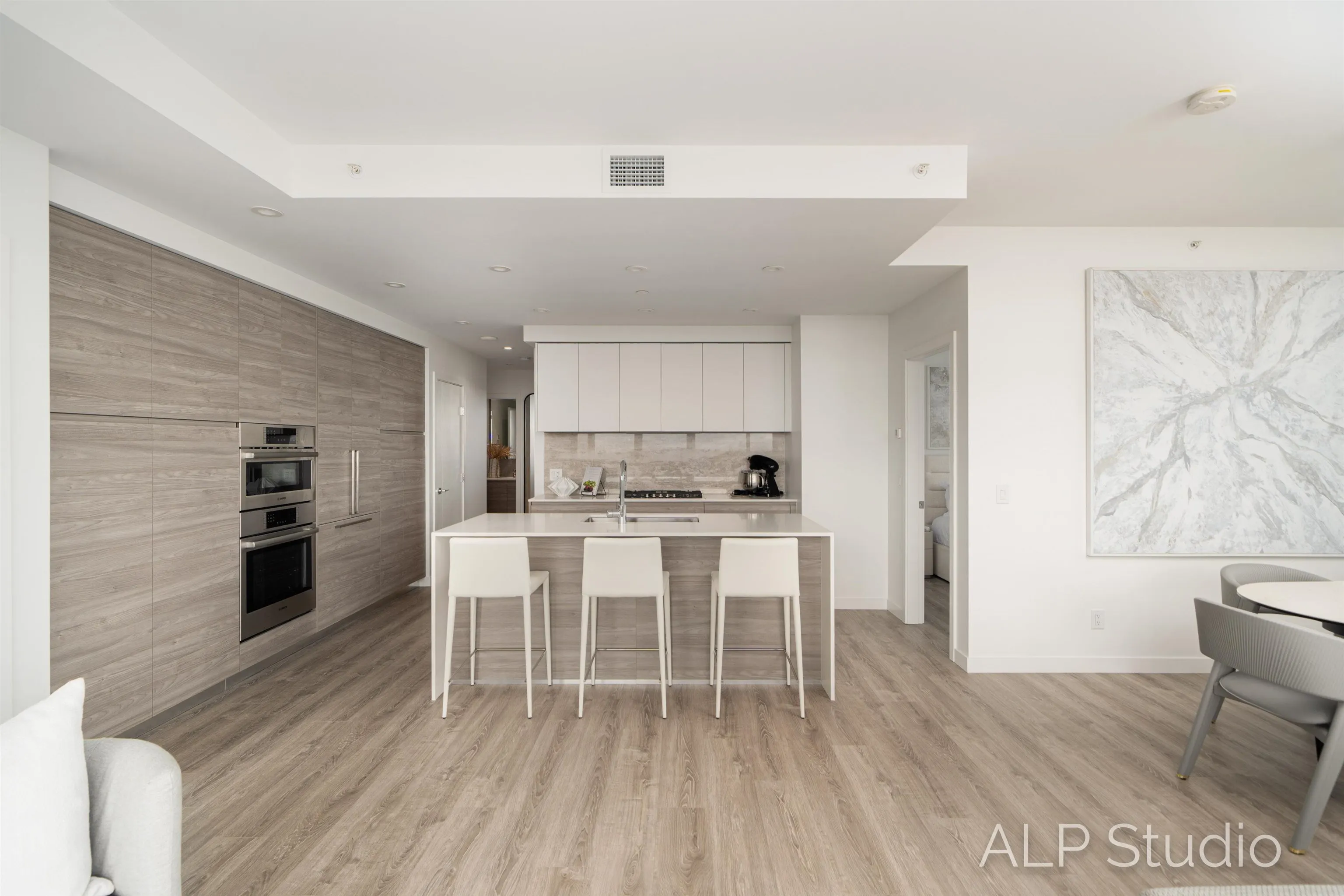 4405 680 Quayside Drive